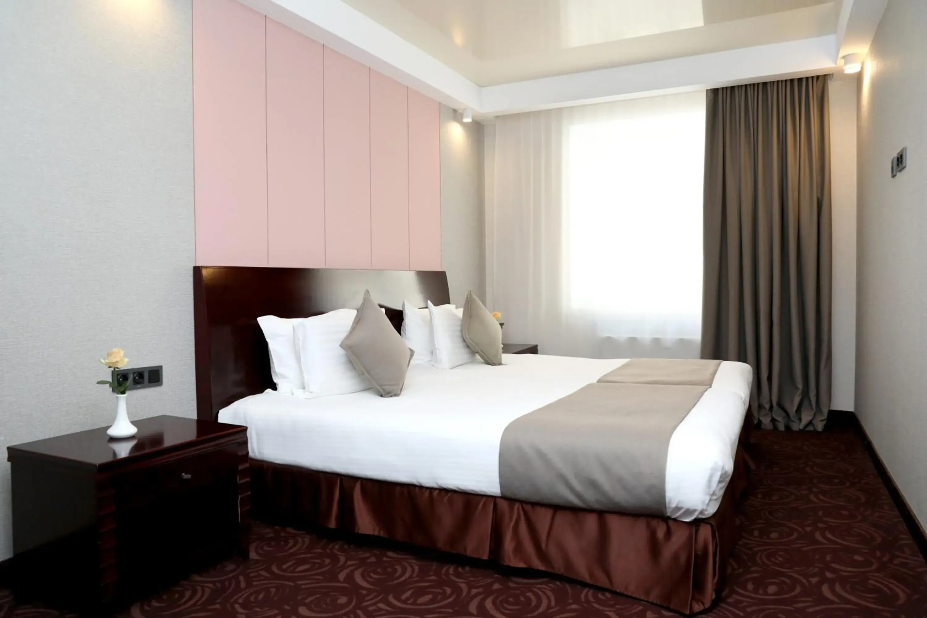 Bed in Best Western Plus Paradise Hotel Dilijan