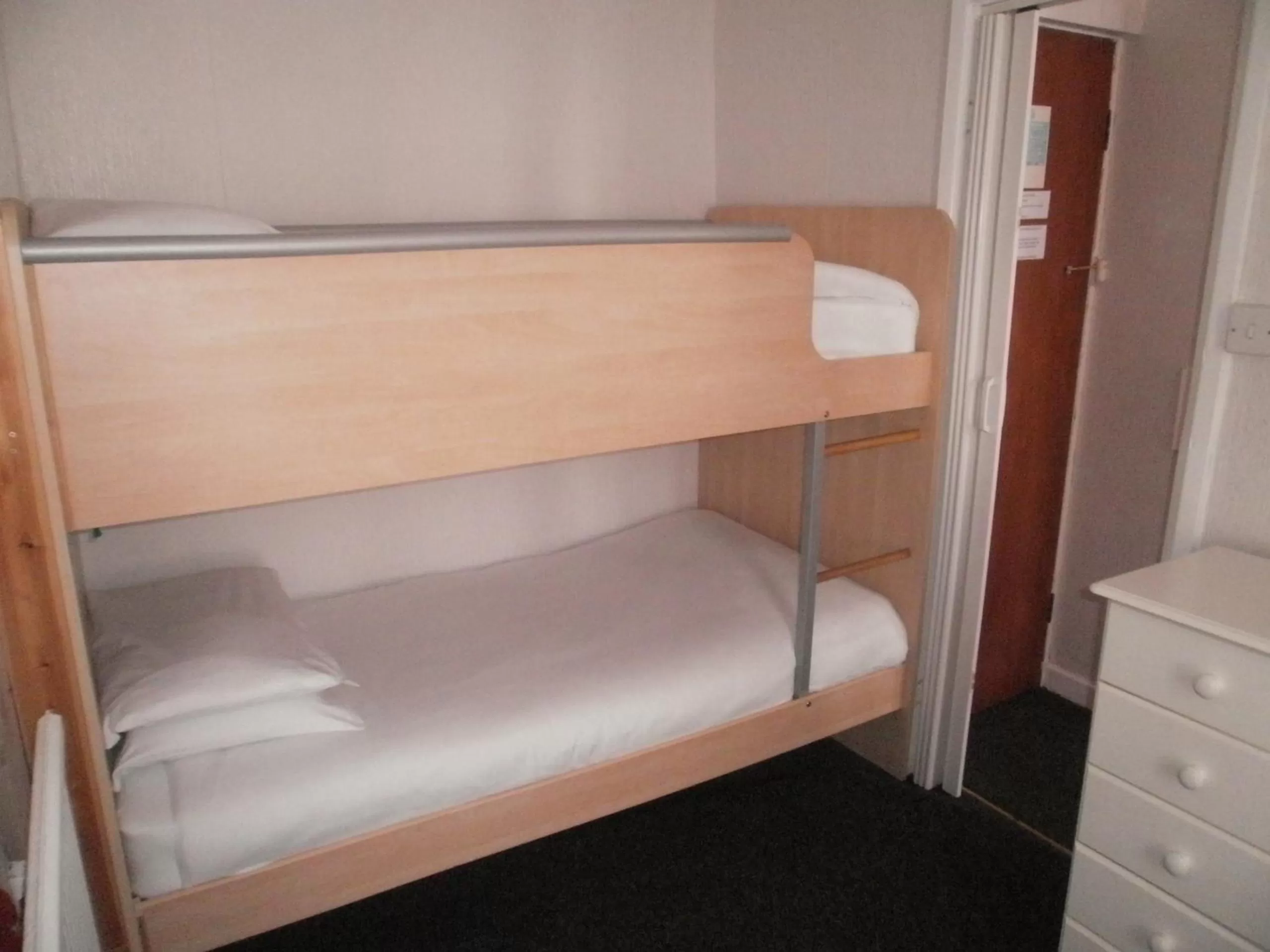 bunk bed, Bed in The Withnell Hotel