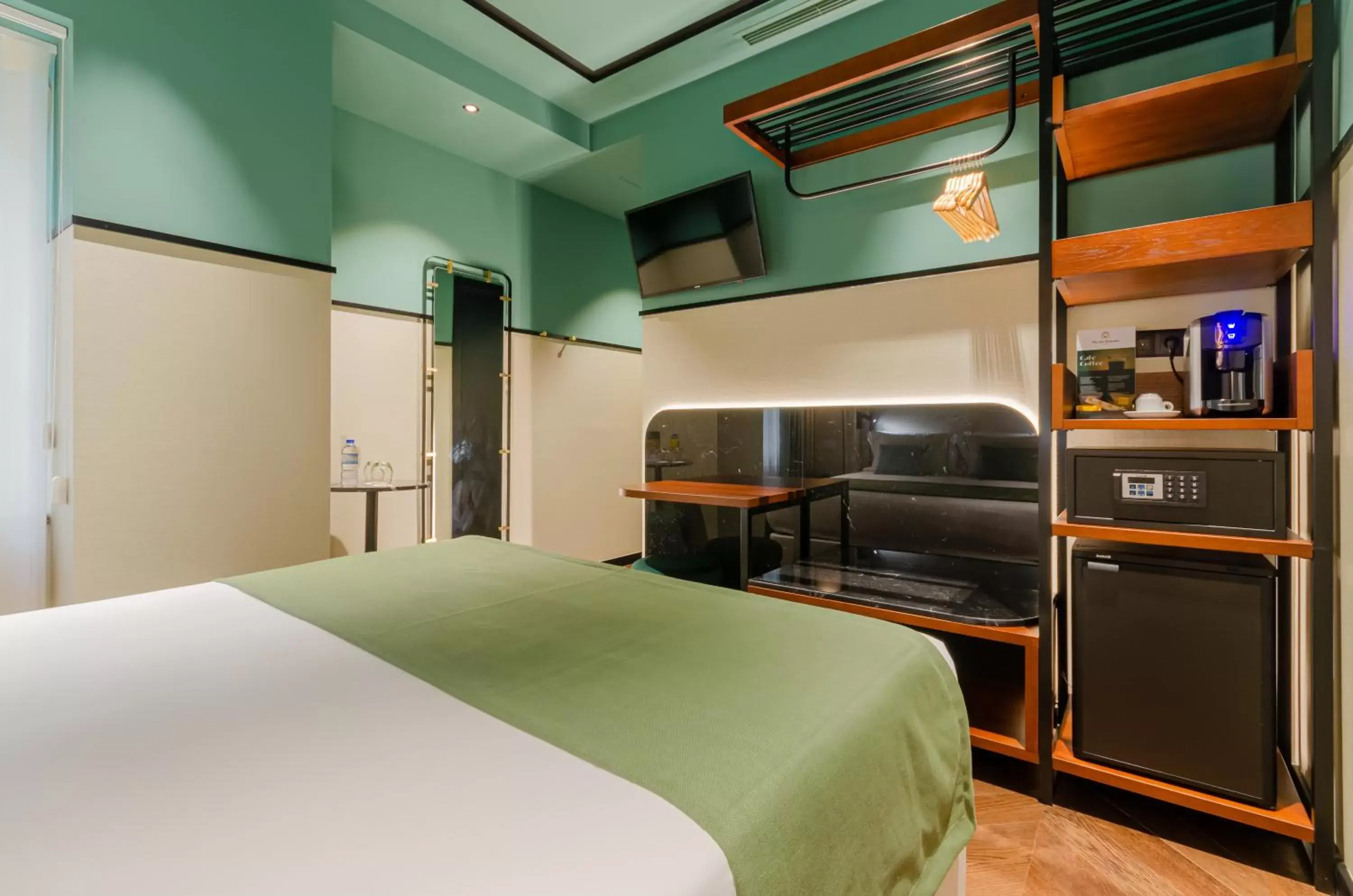 Bedroom in Nicola Rossio Hotel