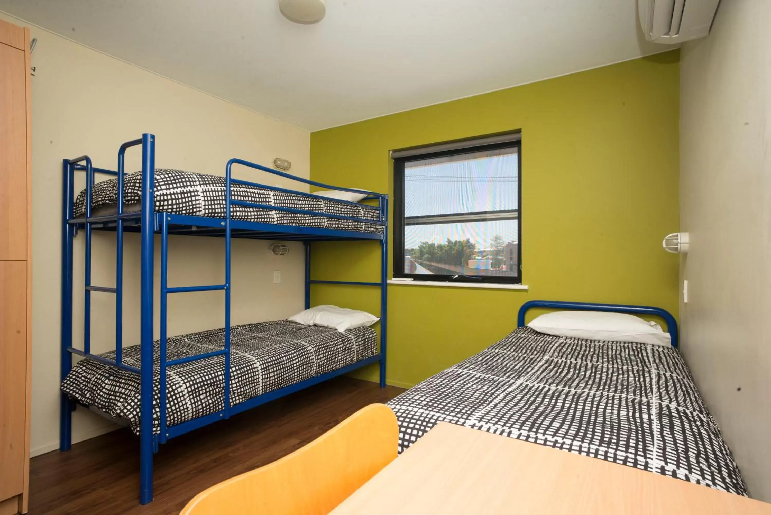 Bed, Bunk Bed in Brisbane City YHA