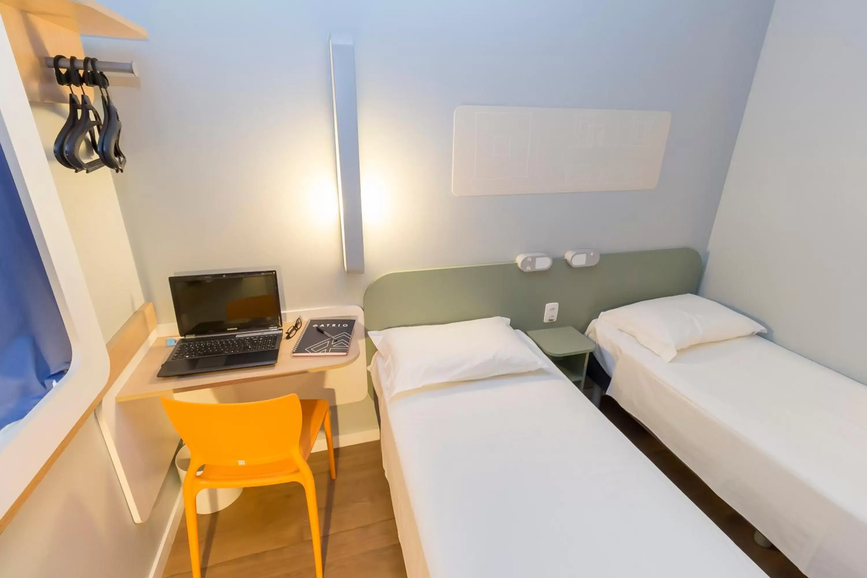 Photo of the whole room, Bed in ibis budget Blumenau