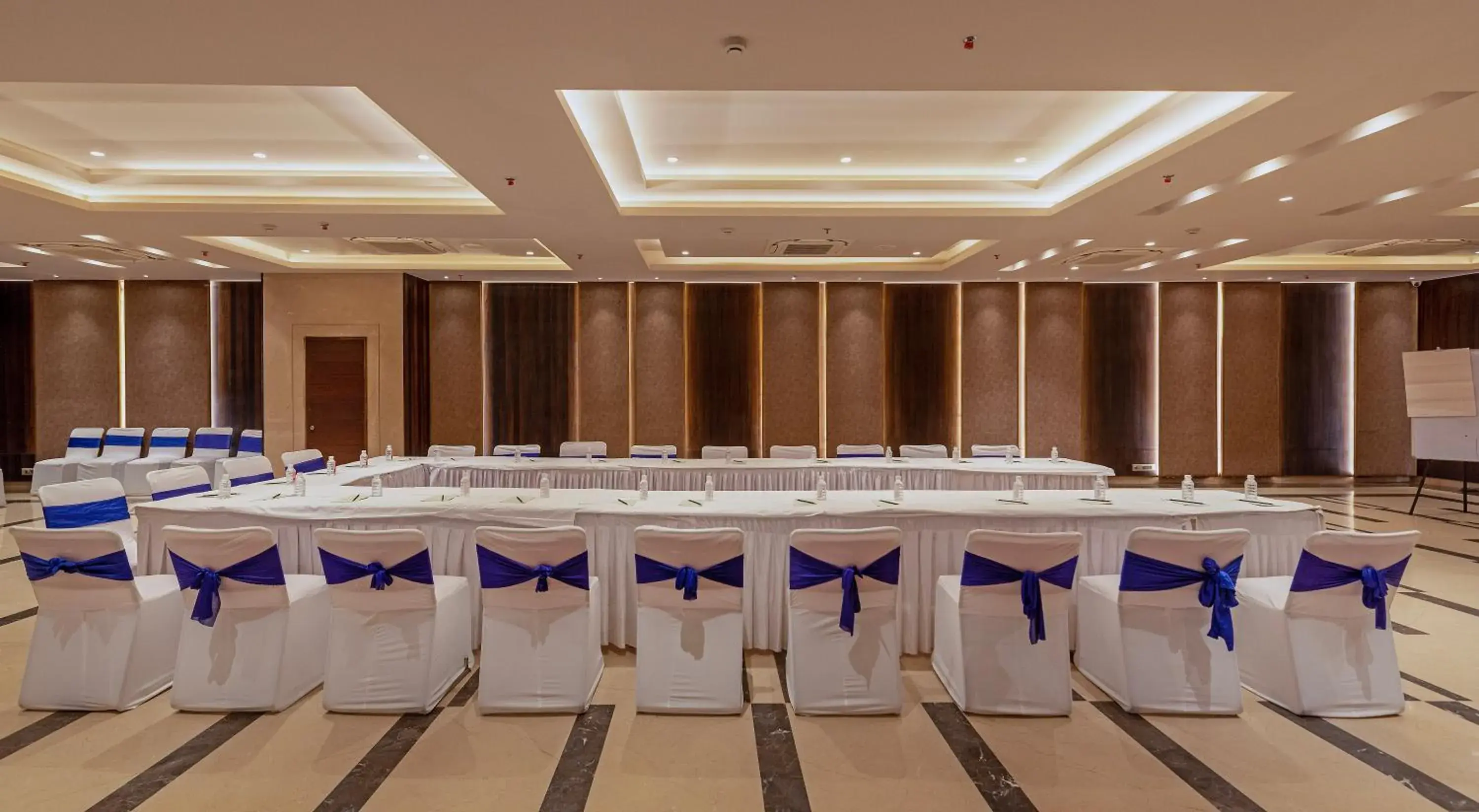 Meeting/conference room in Hotel Saket 27