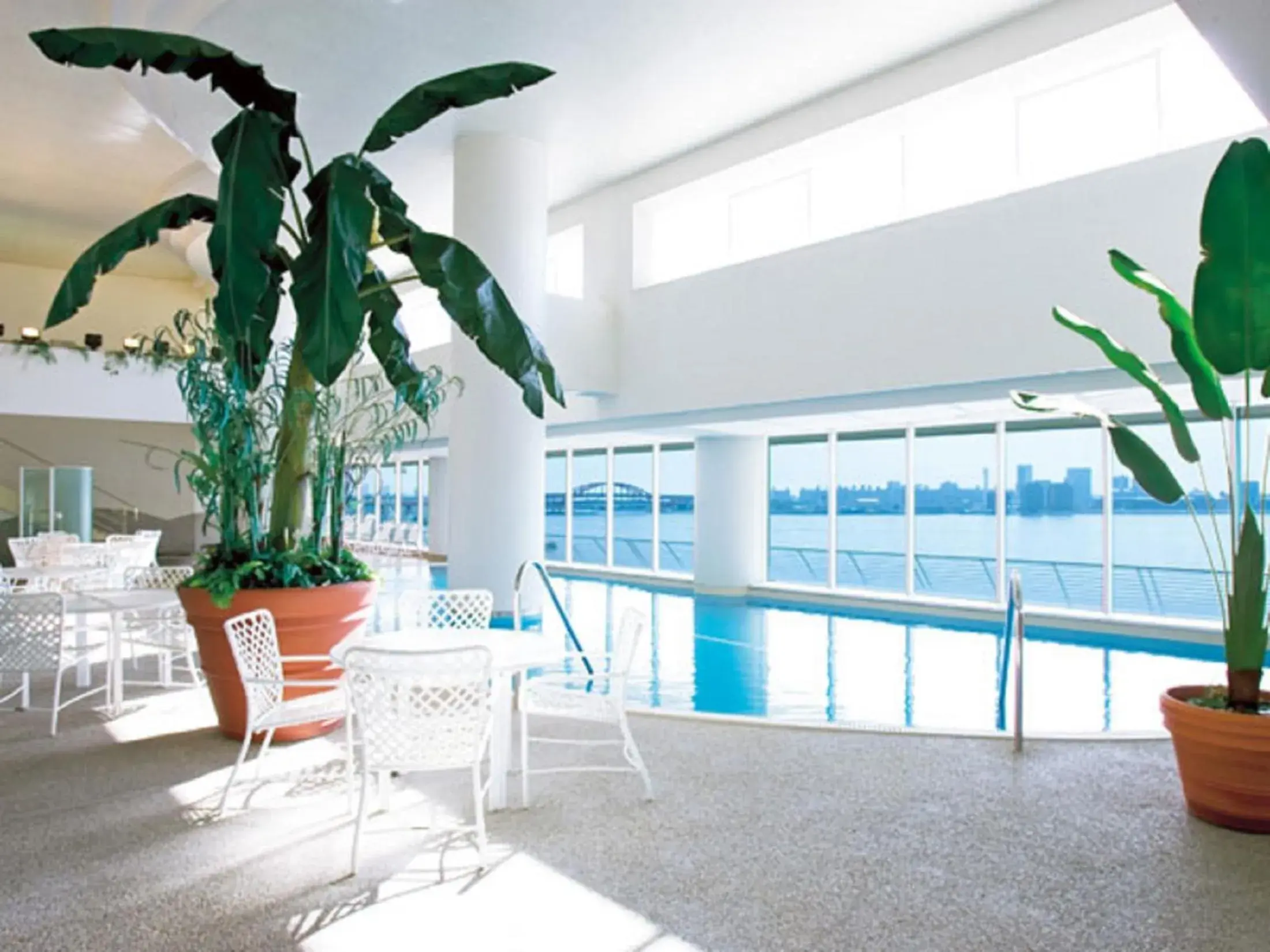 Spa and wellness centre/facilities, Swimming Pool in Kobe Meriken Park Oriental Hotel
