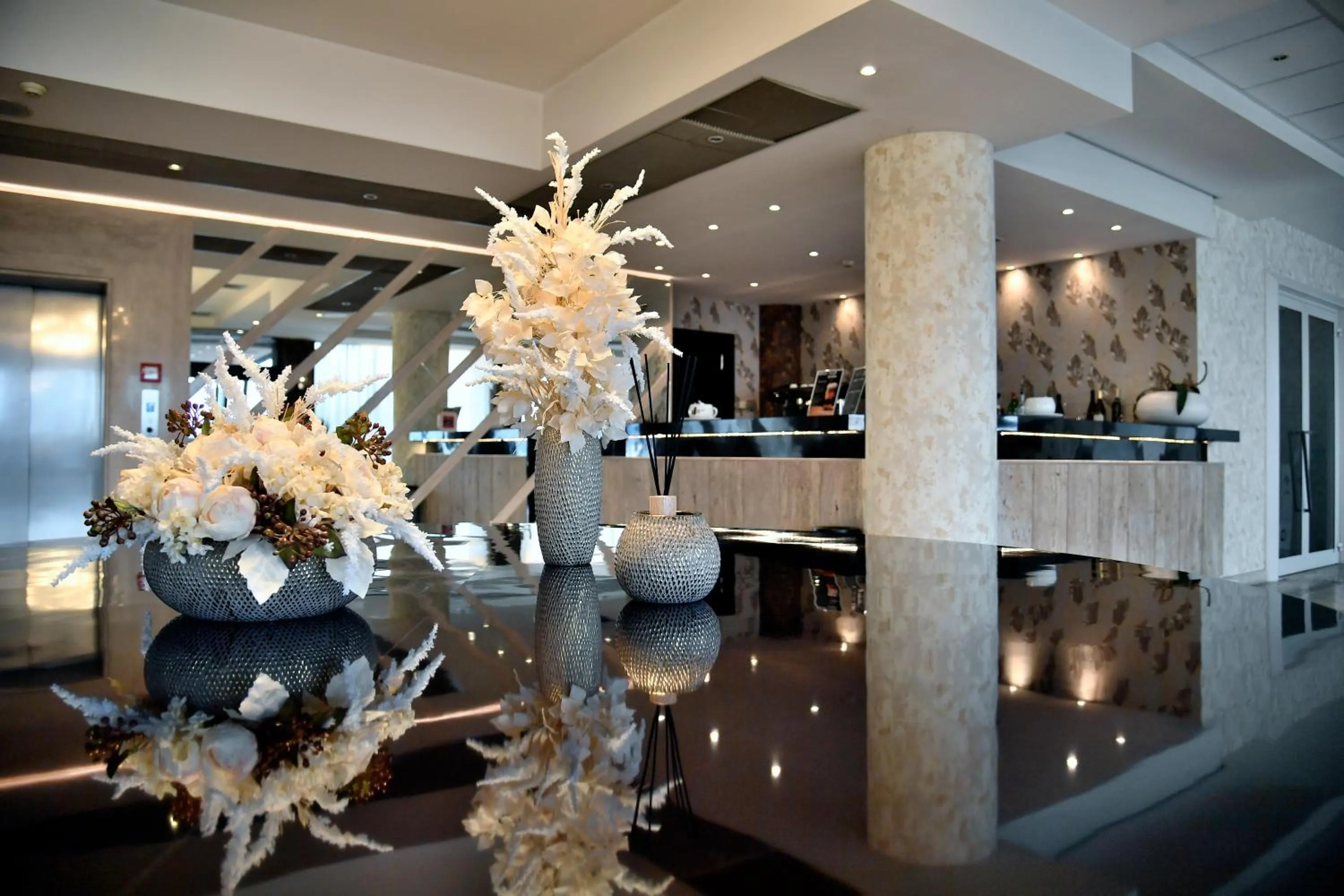 Lobby or reception in Palace Inn Rome Fiano