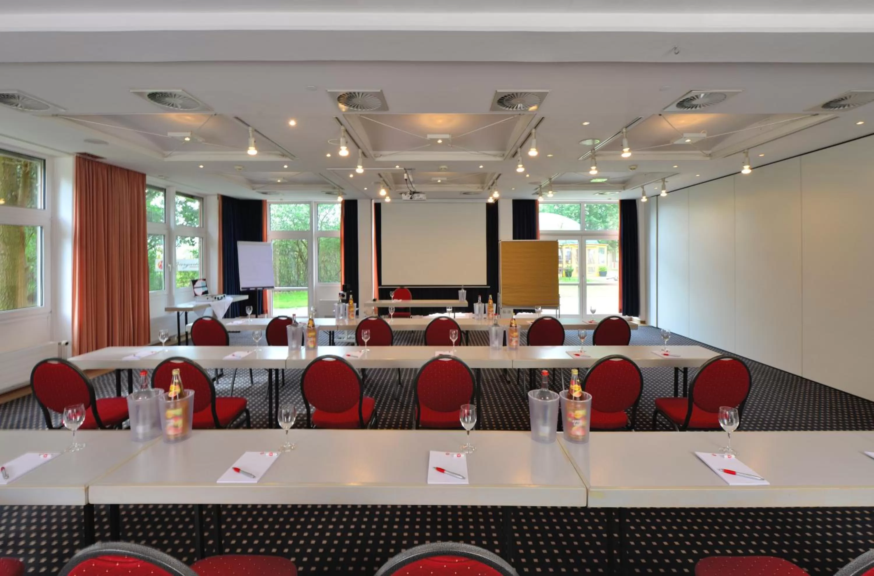 Meeting/conference room in Roomingtons Lüneburger Heide