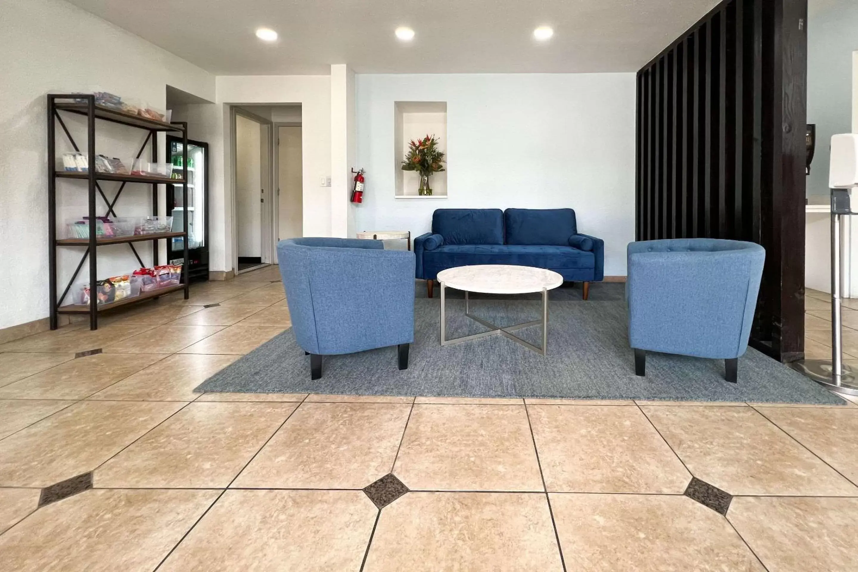 Lobby or reception, Seating Area in Quality Inn Portland Airport PDX