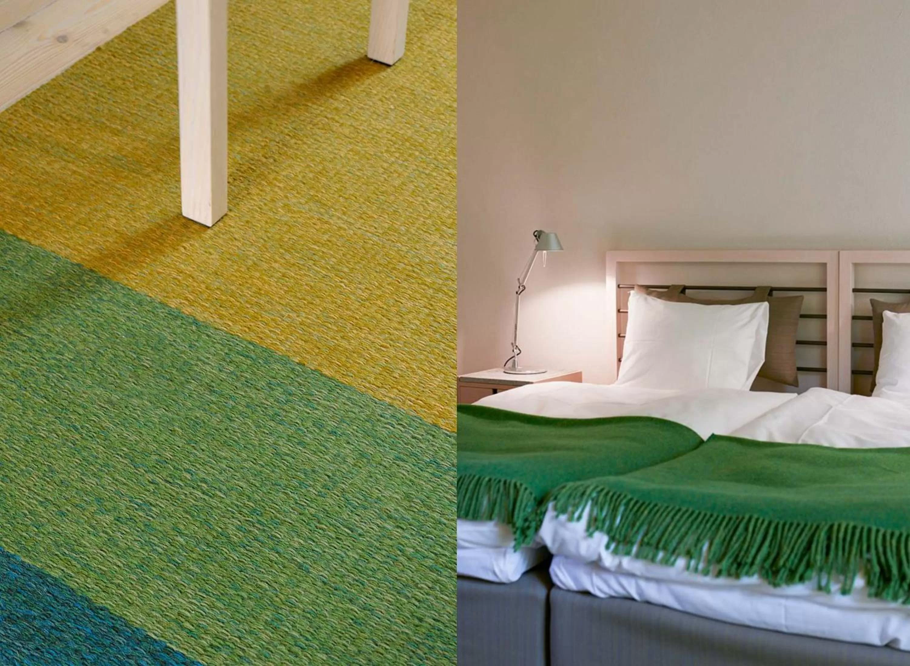 Property building, Bed in Ytterjärna Hotell & Konferens