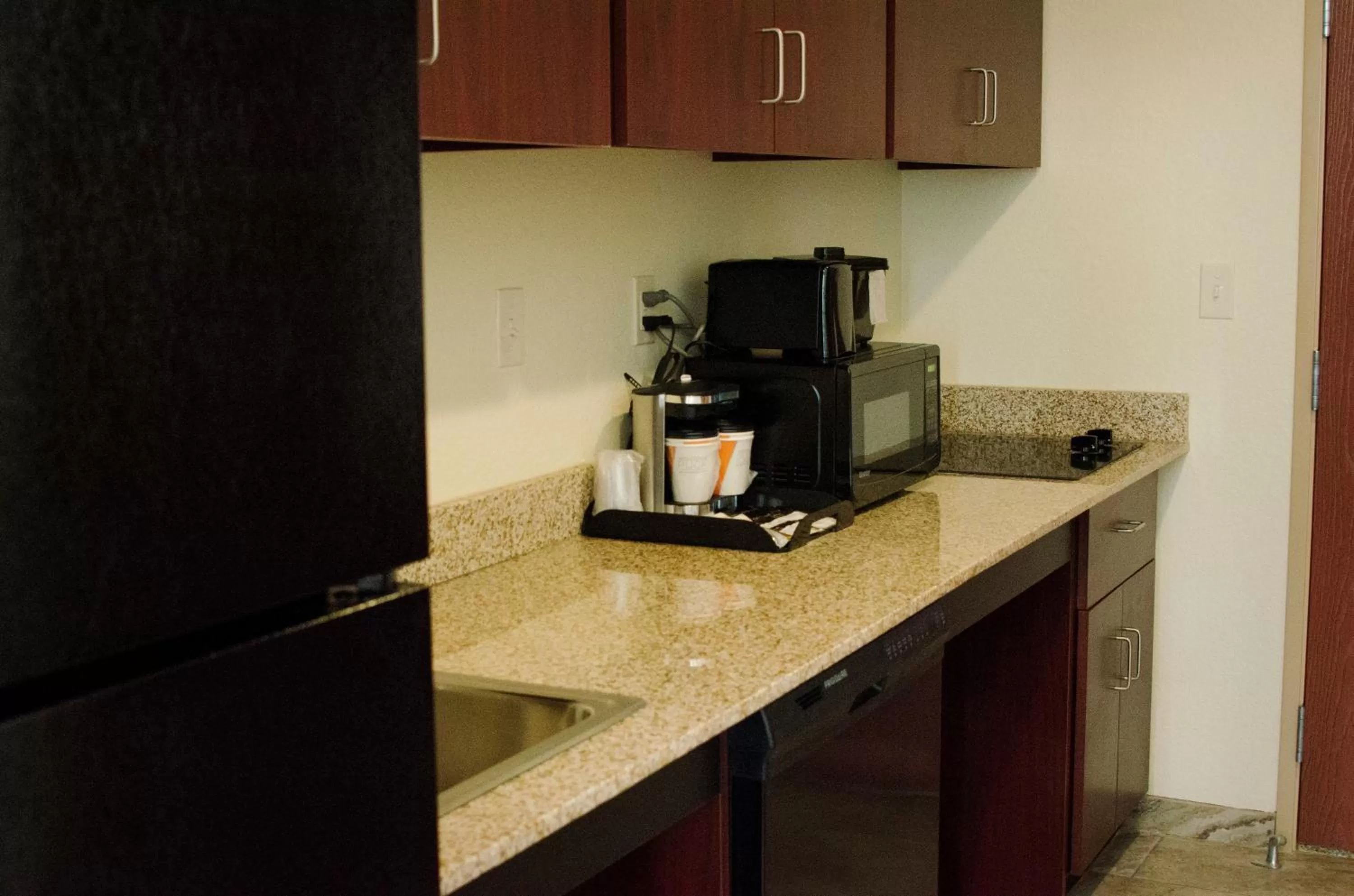 Kitchen or kitchenette in Cobblestone Inn & Suites - Soda Springs