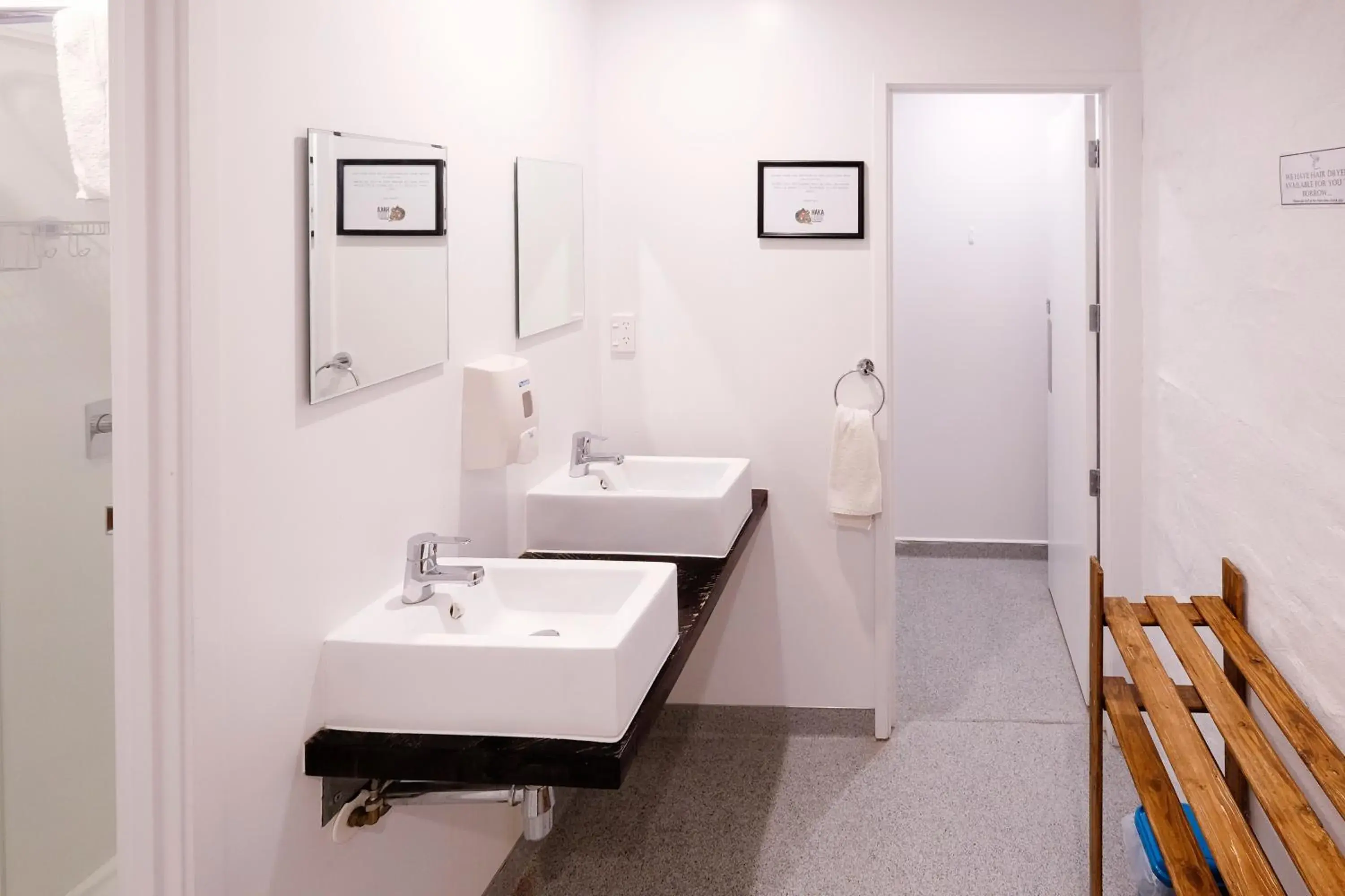 Bathroom in Haka Lodge Auckland
