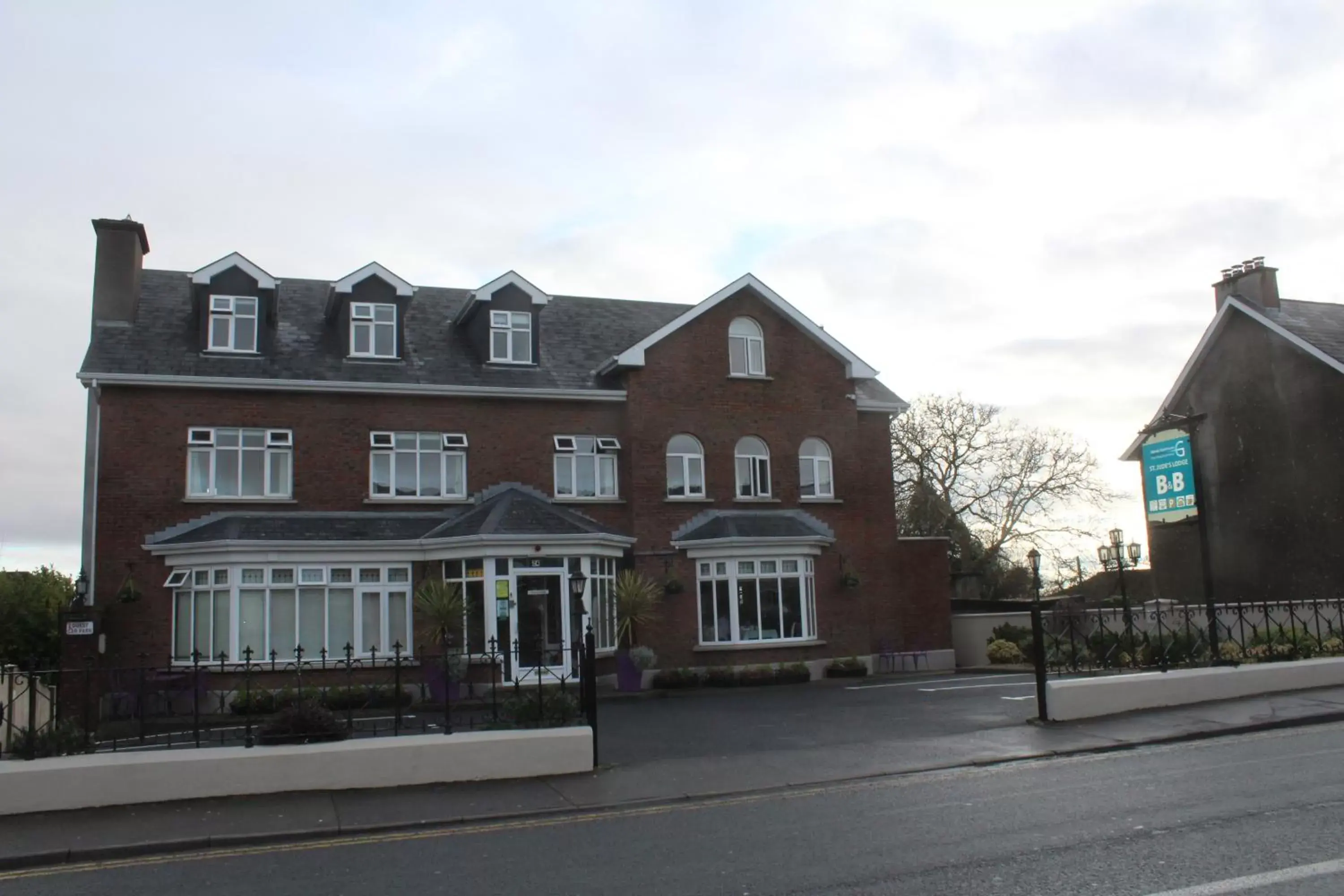 Property Building in St. Judes Lodge B&B