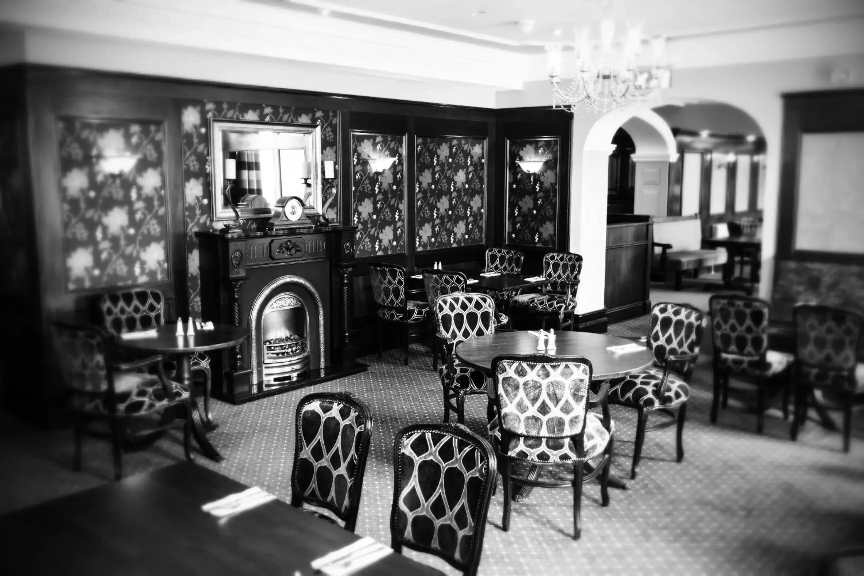 Lounge or bar, Restaurant/Places to Eat in Adair Arms Hotel