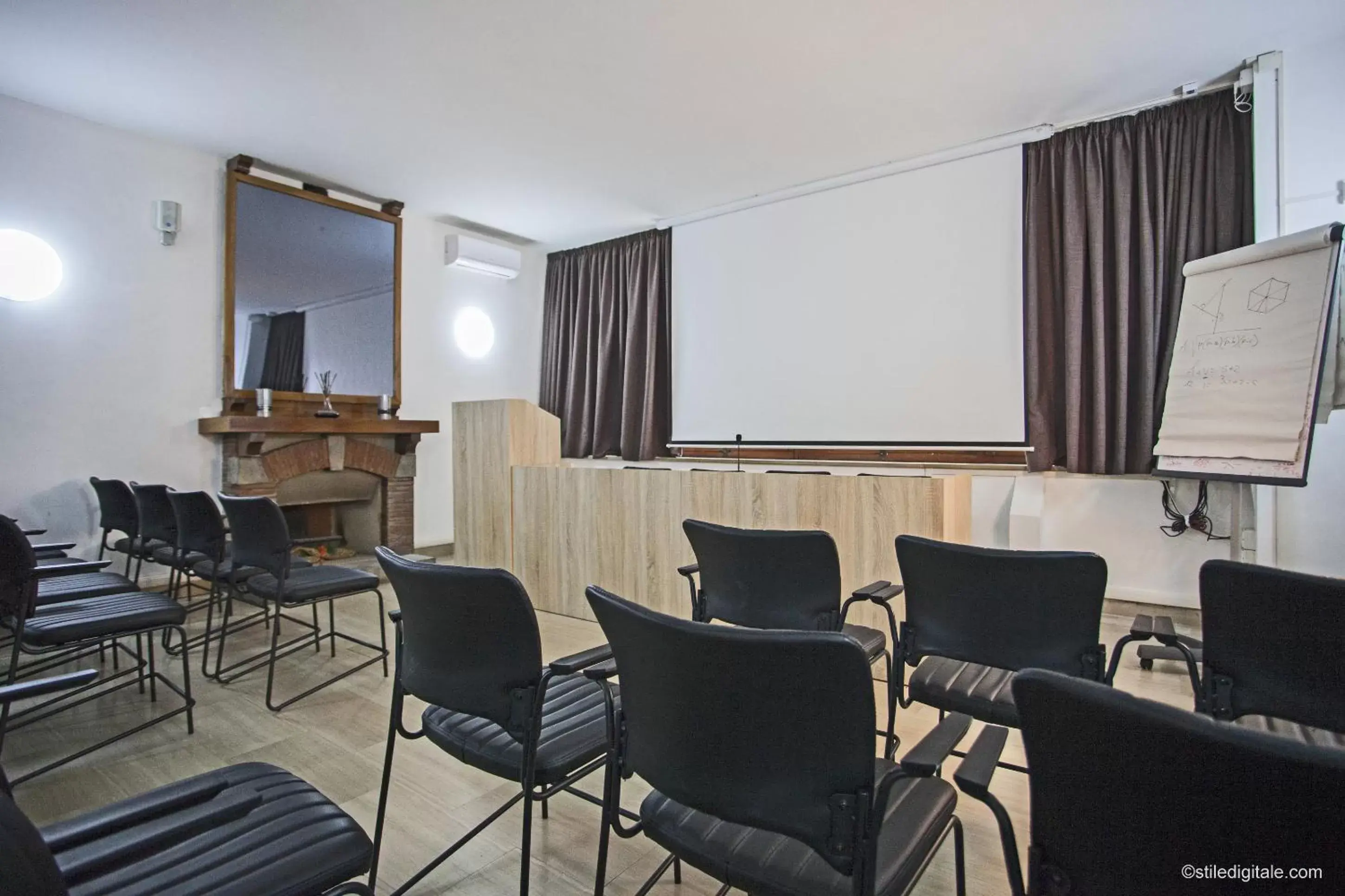 Business facilities in Hotel La Pace