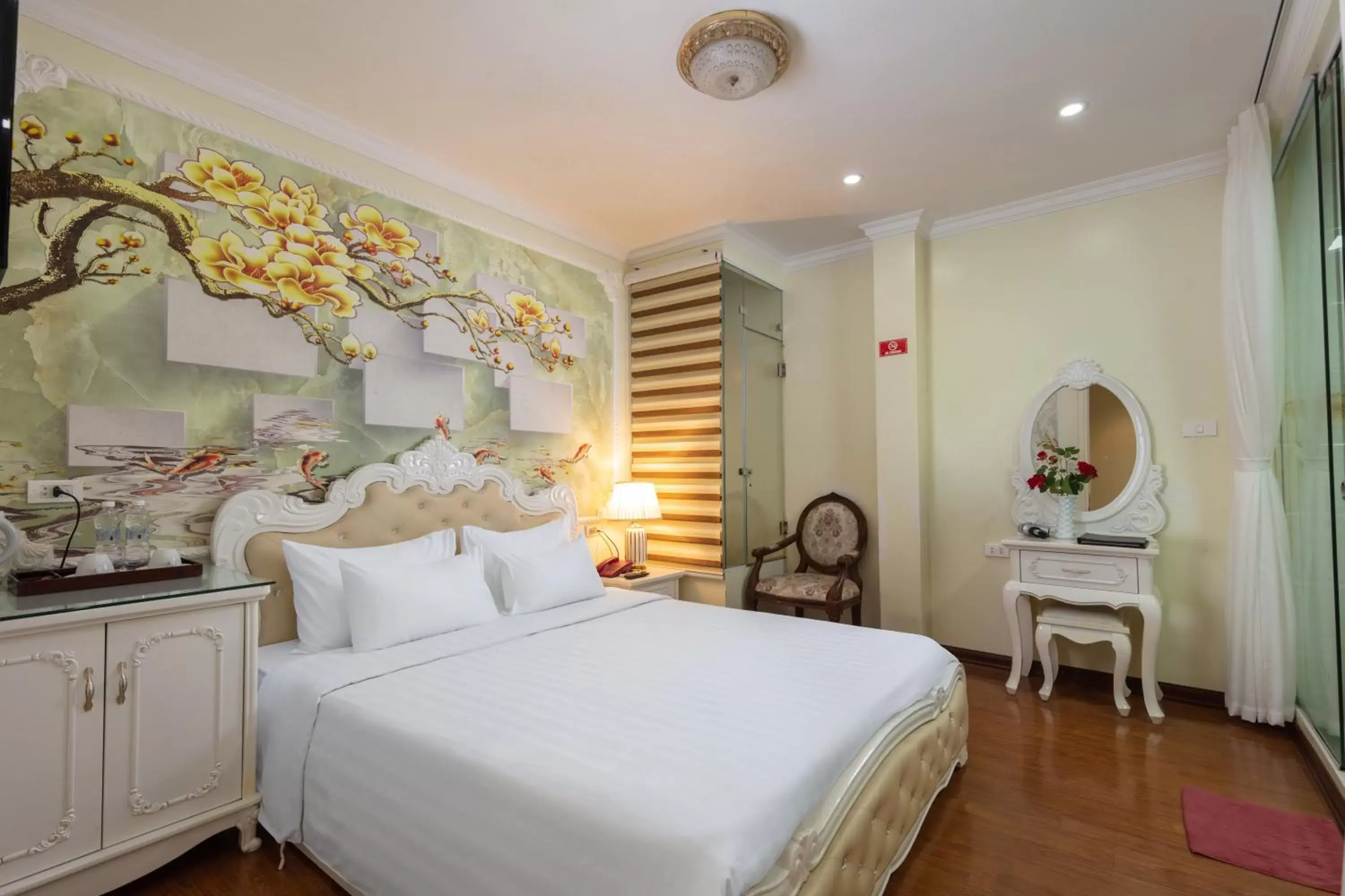 Bed in My Moon Hotel Hanoi