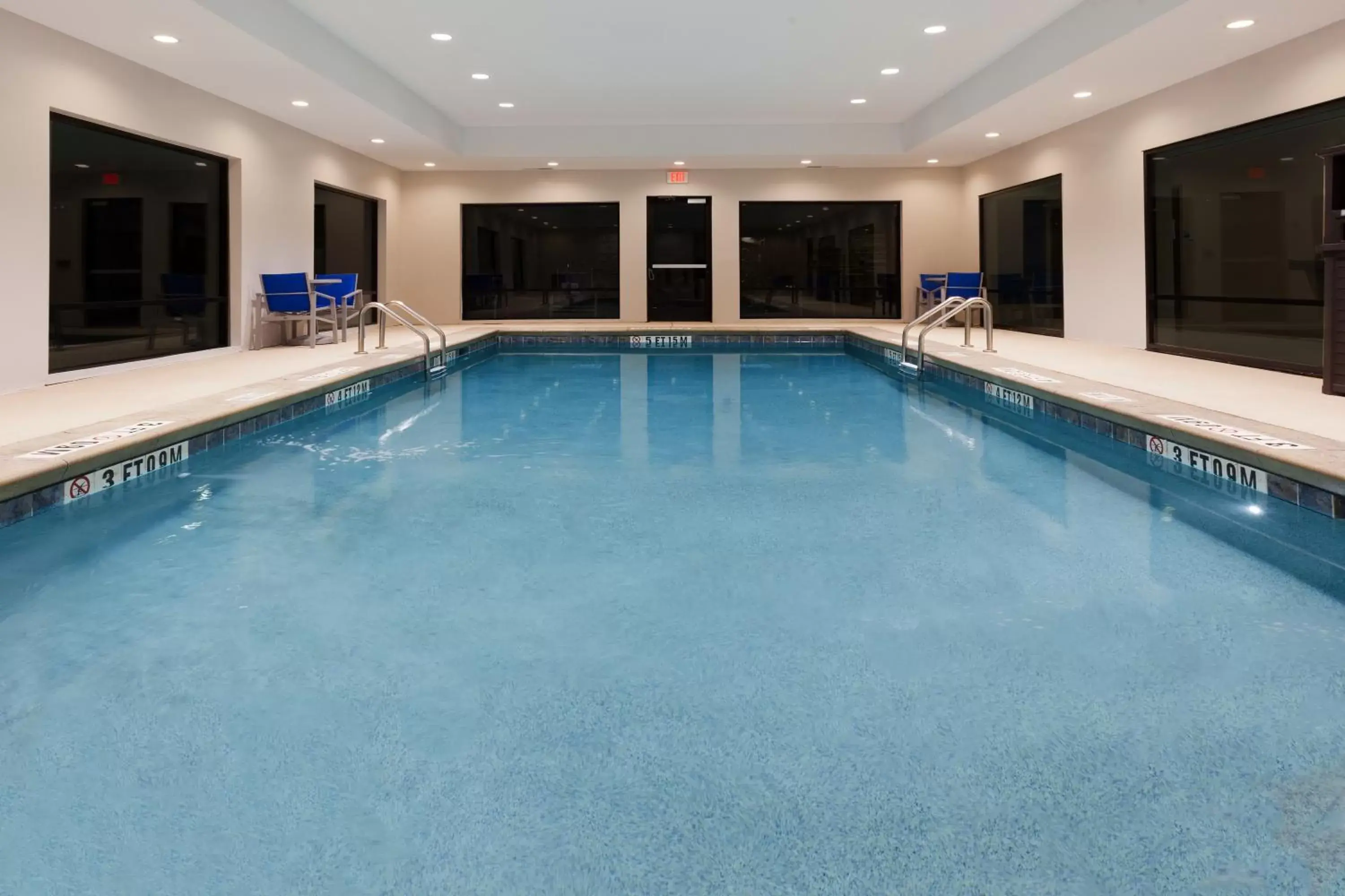 , Swimming Pool in Holiday Inn Express & Suites - Fayetteville, an IHG Hotel