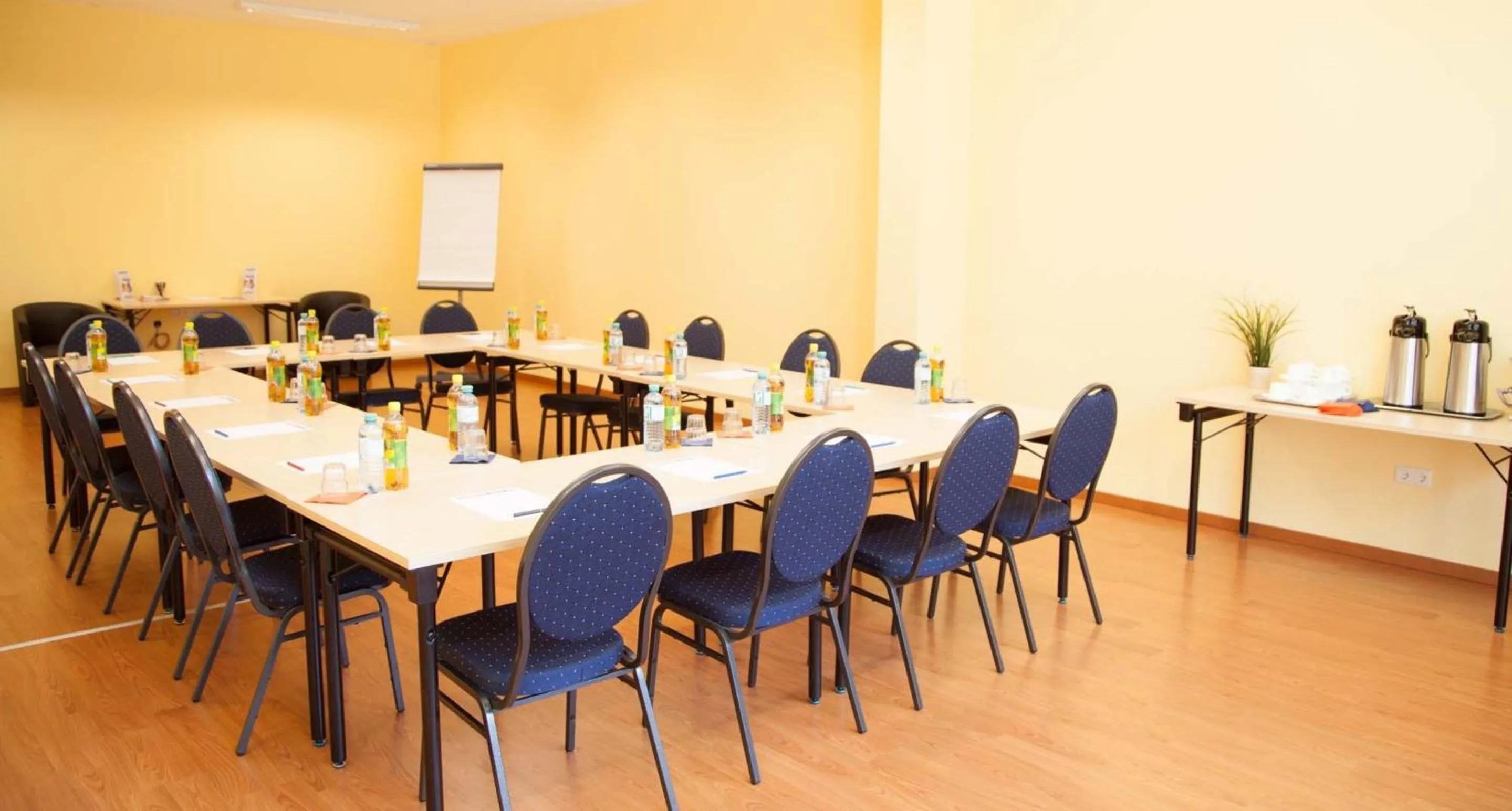 Business facilities in a&o Graz Hauptbahnhof