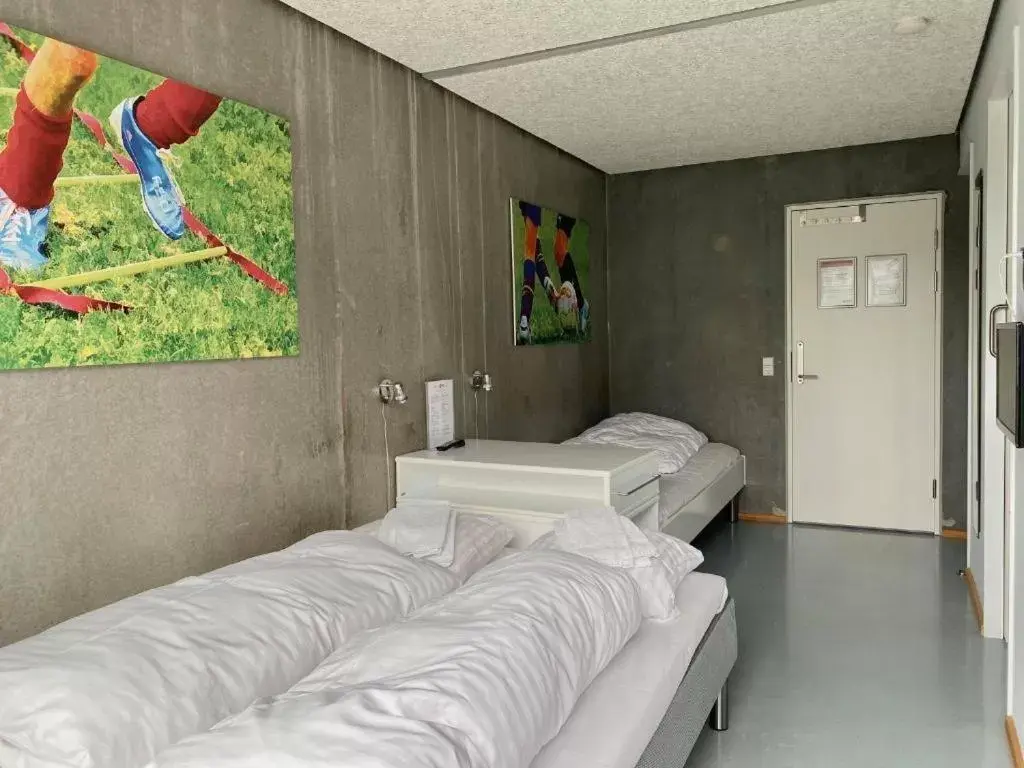 Triple Room in DBU Hotel & Kursuscenter Triple Room in DBU Hotel & Kursuscenter