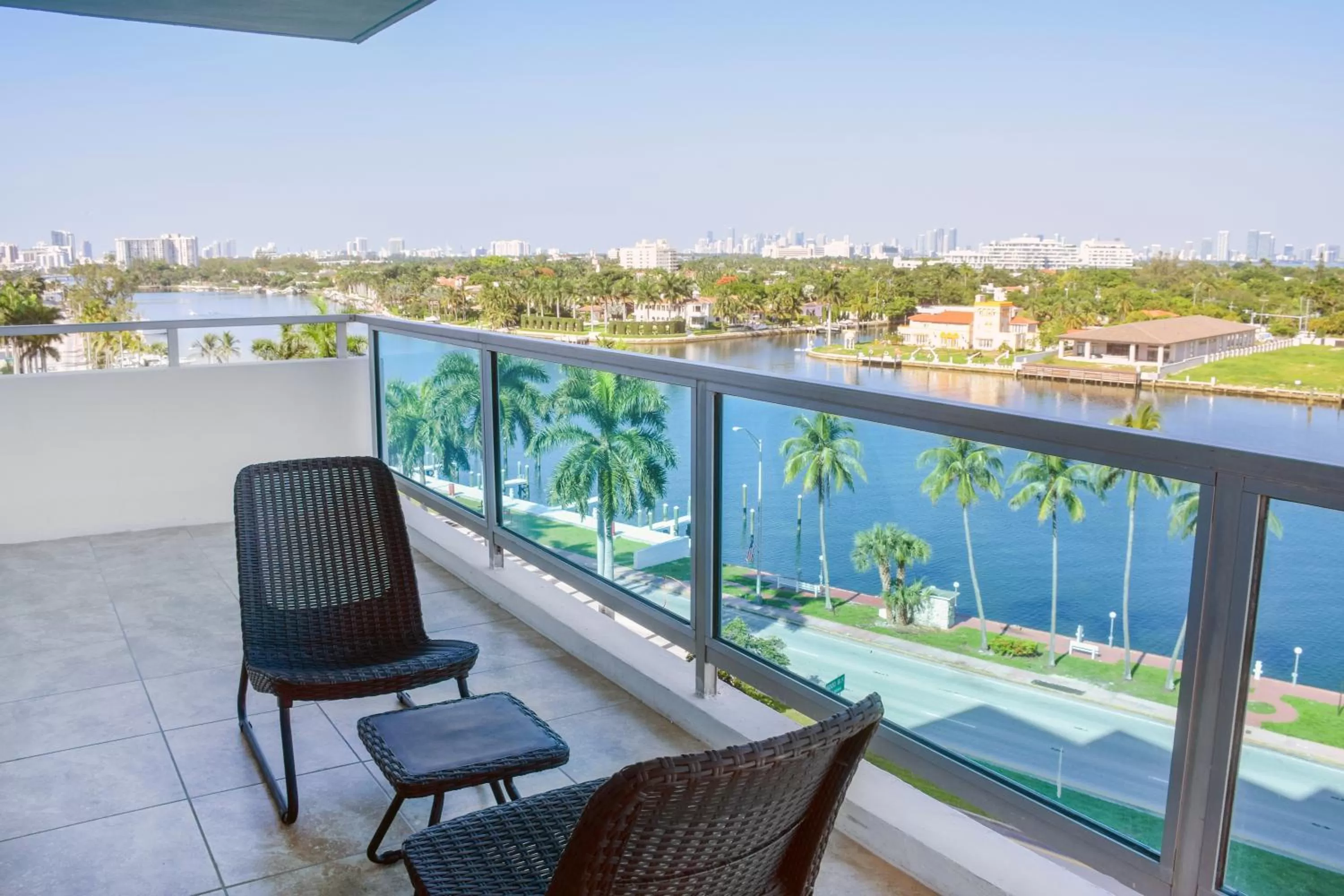 Balcony/Terrace in Seacoast Suites on Miami Beach