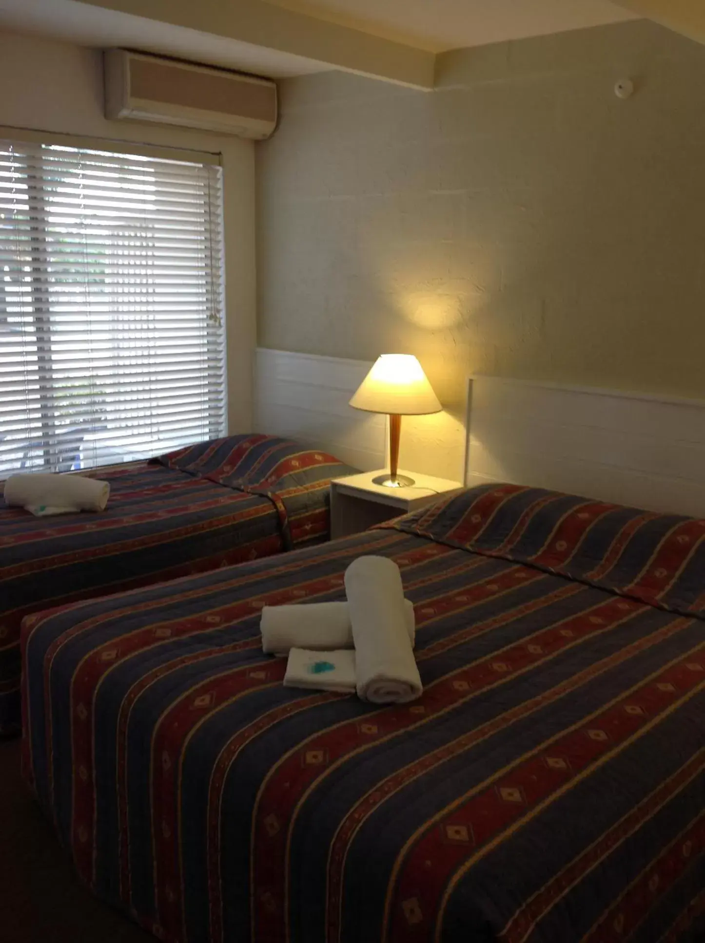 Bed in Motel Farnboro