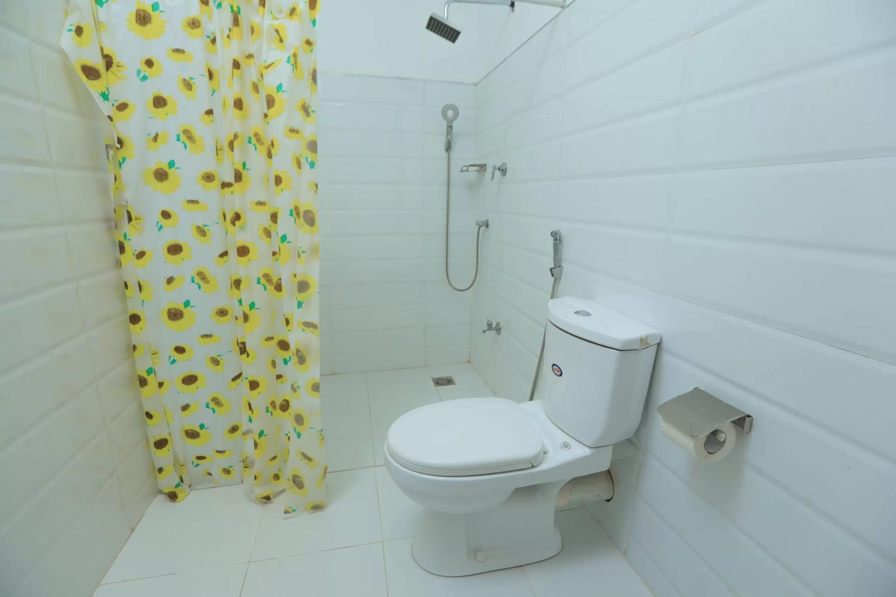 Bathroom in Trinco Star Cabana