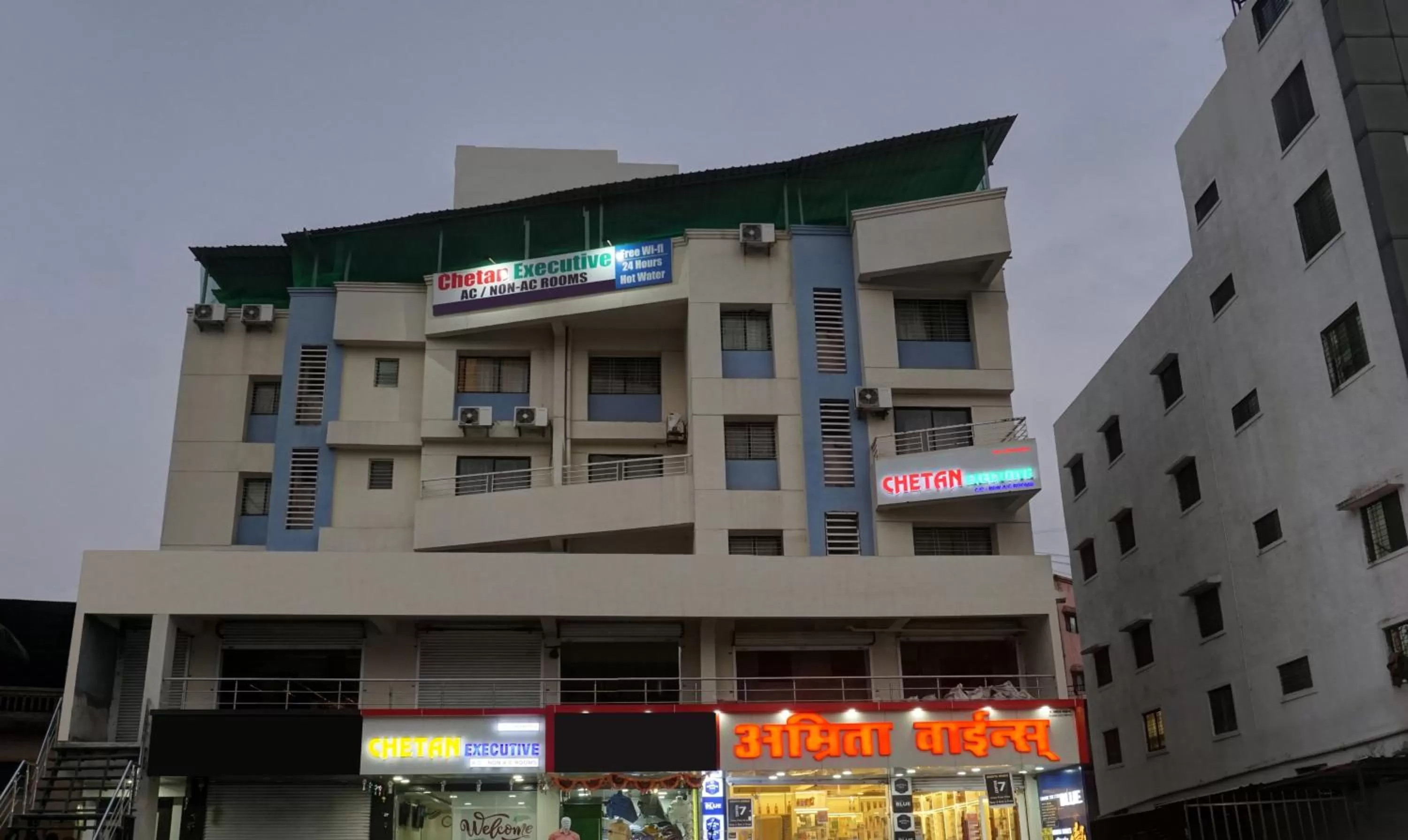 Property Building in Treebo Trend Chetan Executive Hadapsar Phursungi