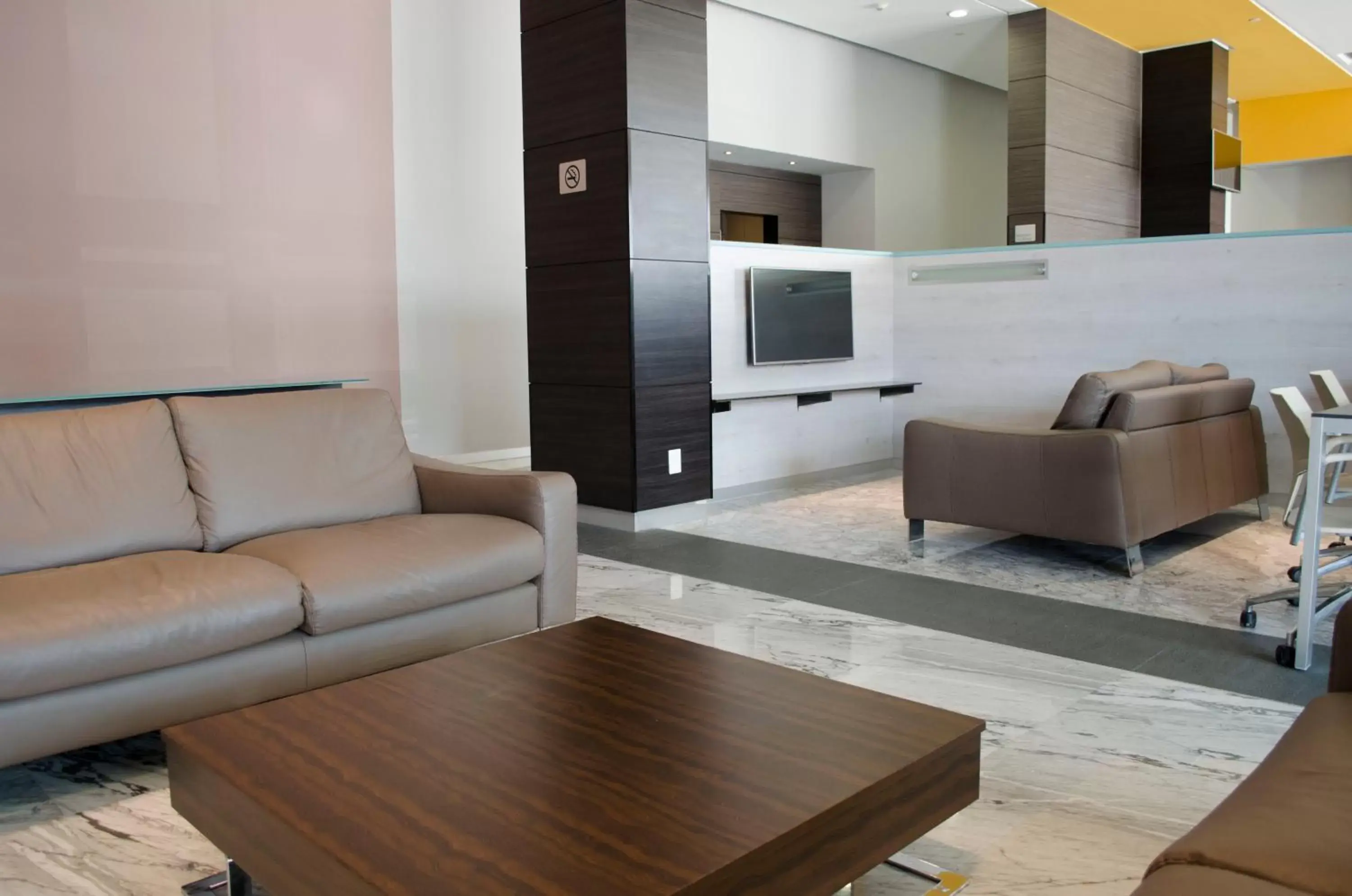 Lobby or reception, Seating Area in Casa Inn Galerias Celaya