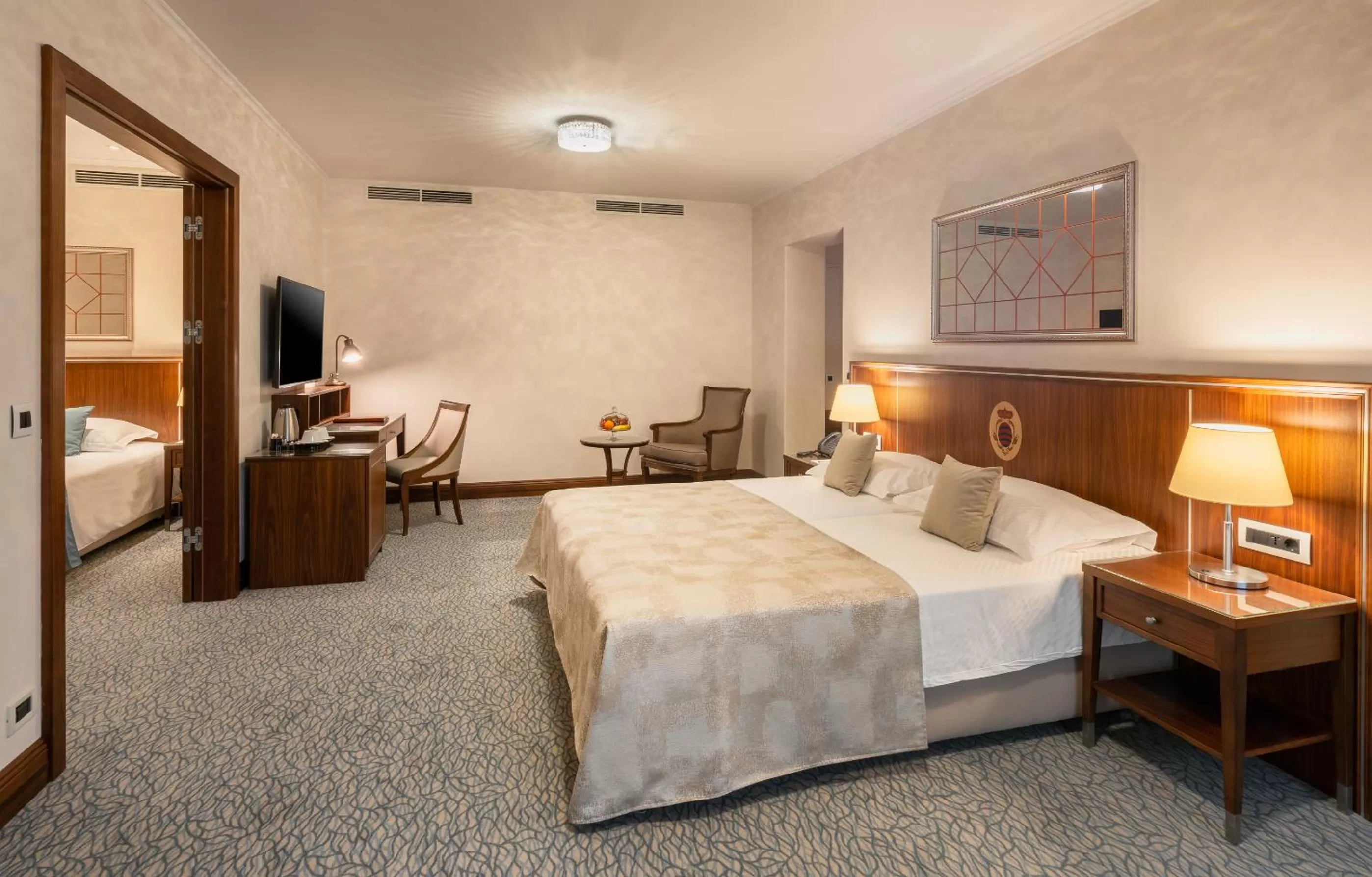 Photo of the whole room, Bed in Hotel More