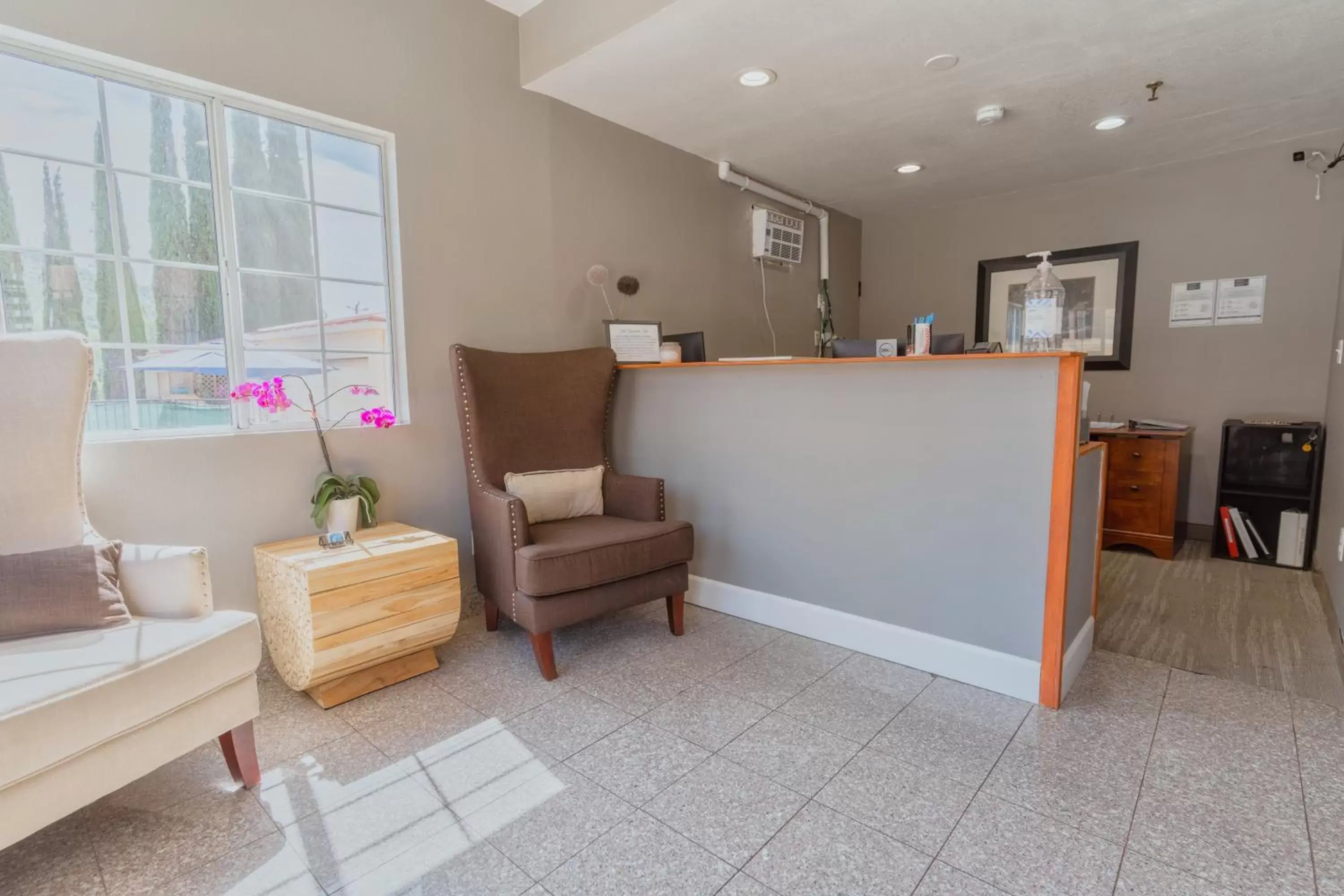 Lobby or reception in The Yosemite Inn Lobby or reception in The Yosemite Inn