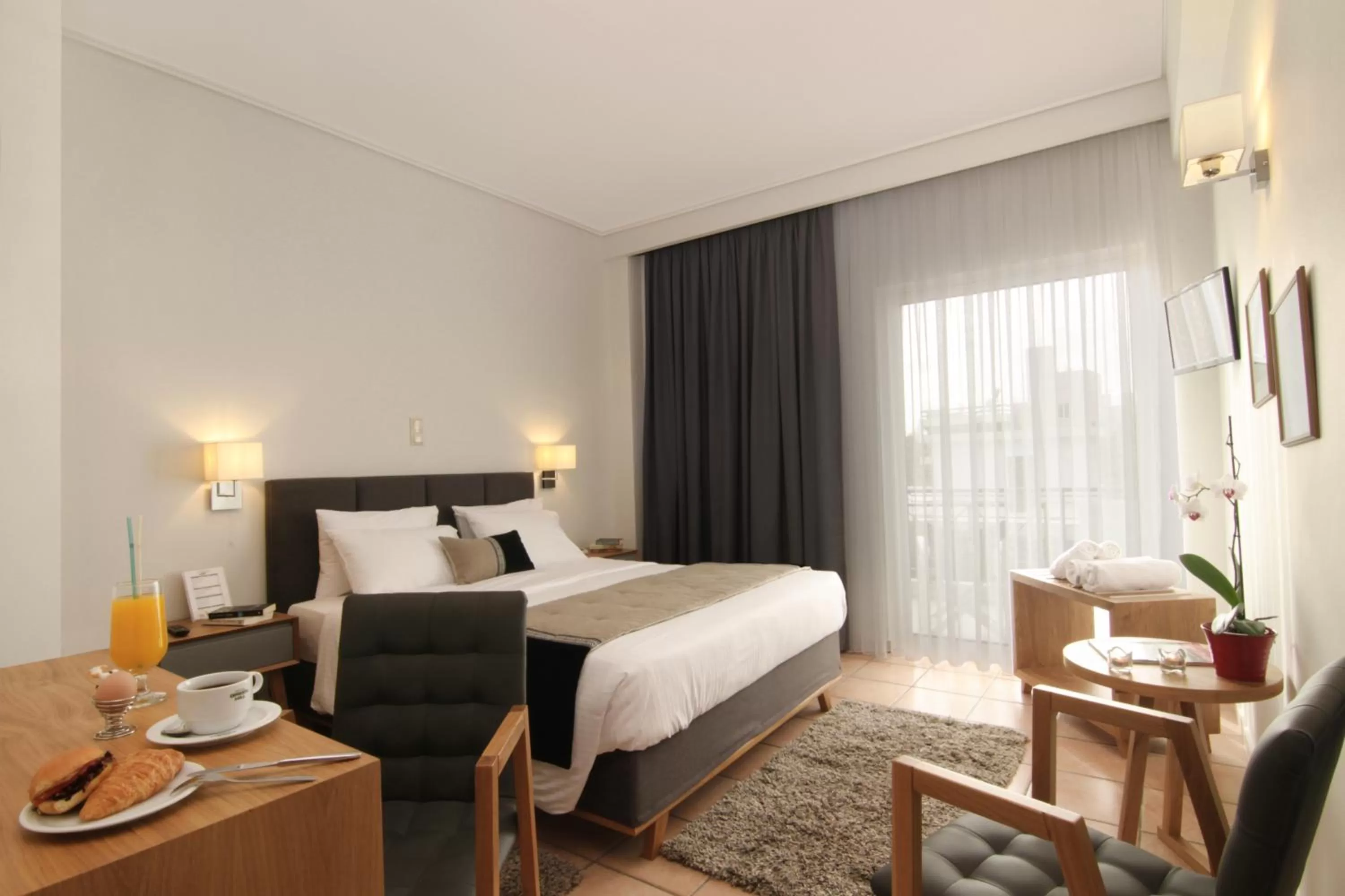 Bed in Green Hill Hotel