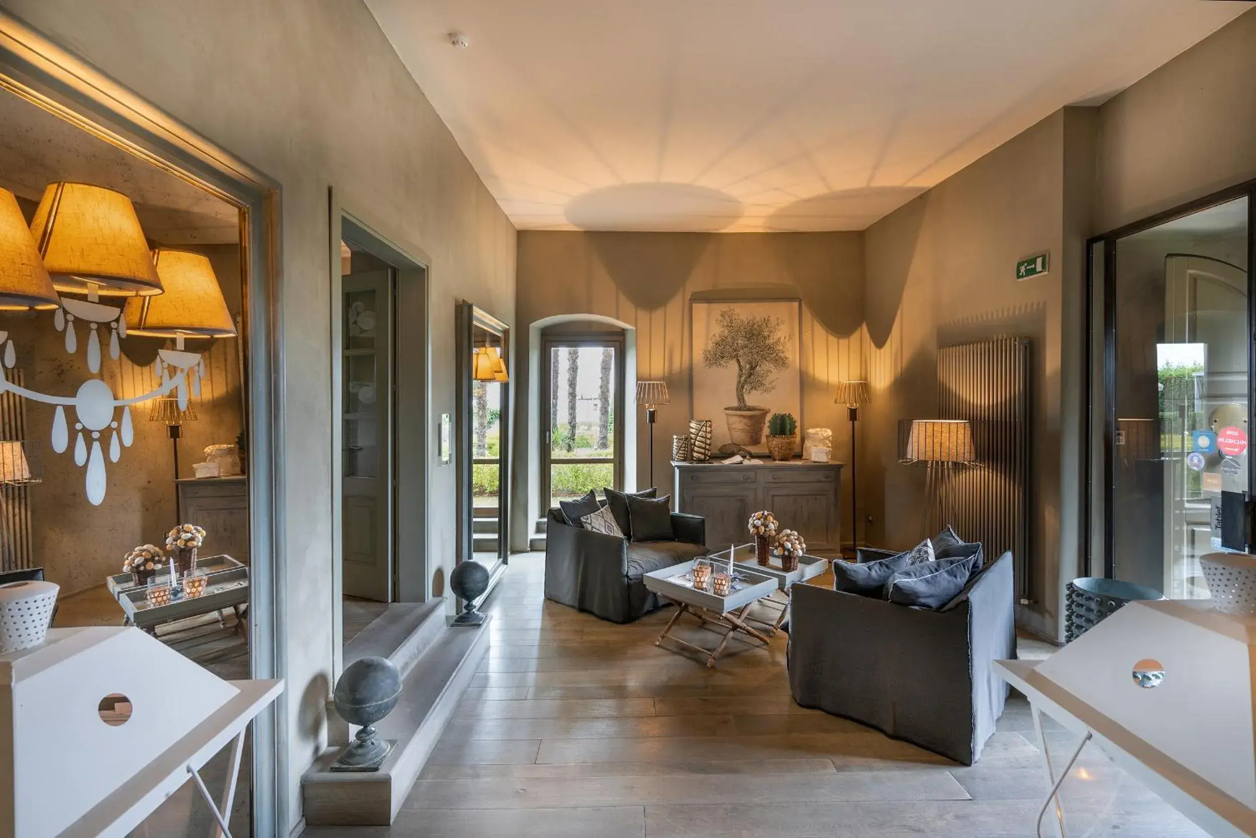 Lobby or reception in Villa Sassolini Country Boutique Hotel