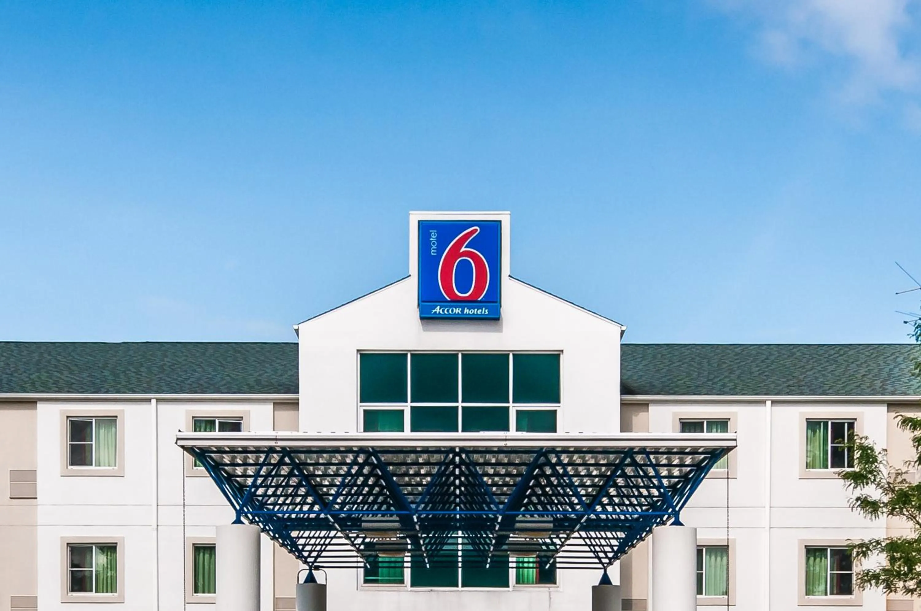 Property logo or sign in Motel 6-Joliet, IL - Chicago - I-55