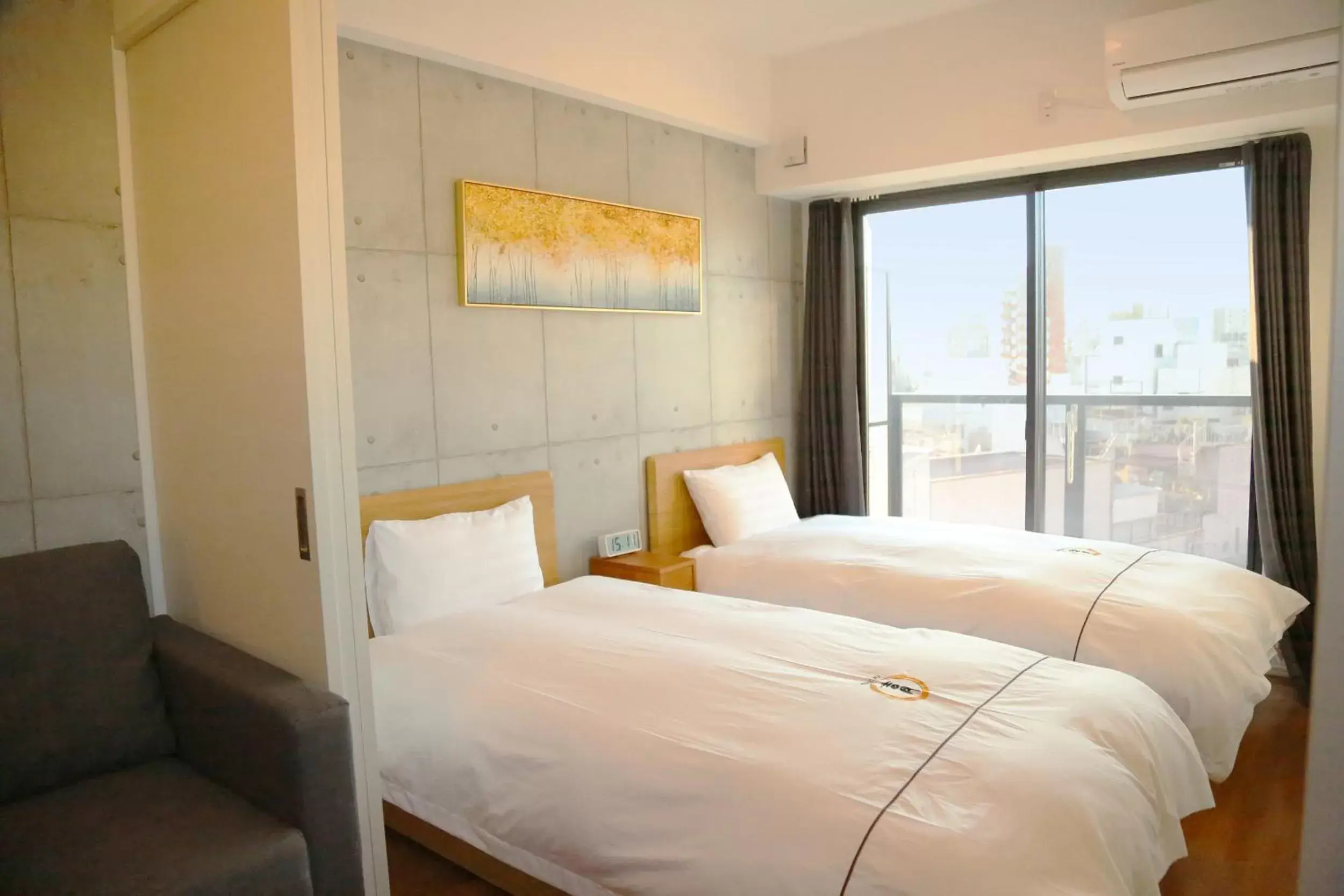 Photo of the whole room, Bed in Yoshitsuki kaku - Yoshitsuki Apart Hotel Photo of the whole room, Bed in Yoshitsuki kaku - Yoshitsuki Apart Hotel