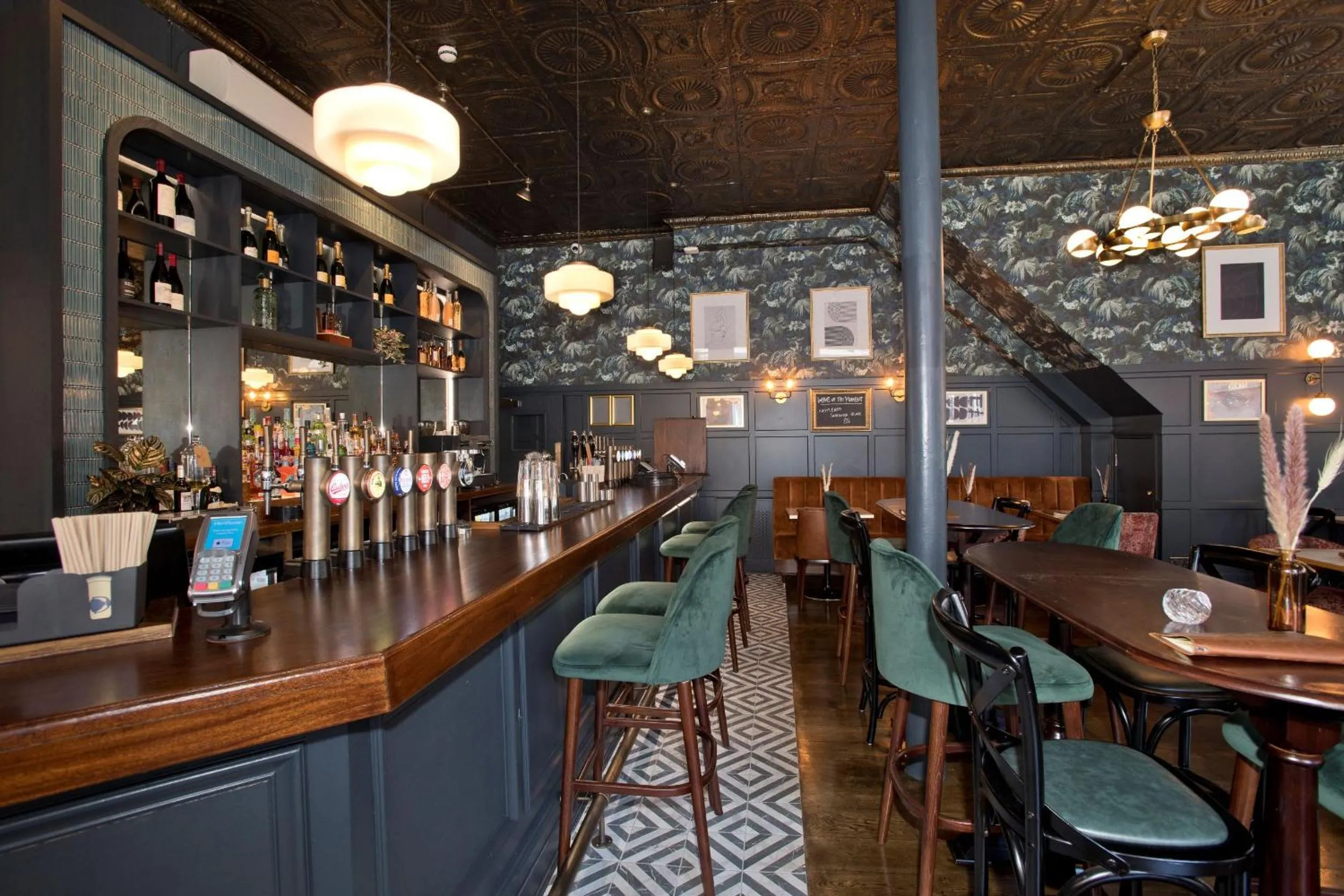 Restaurant/places to eat in The Clerk & Well Pub and Rooms