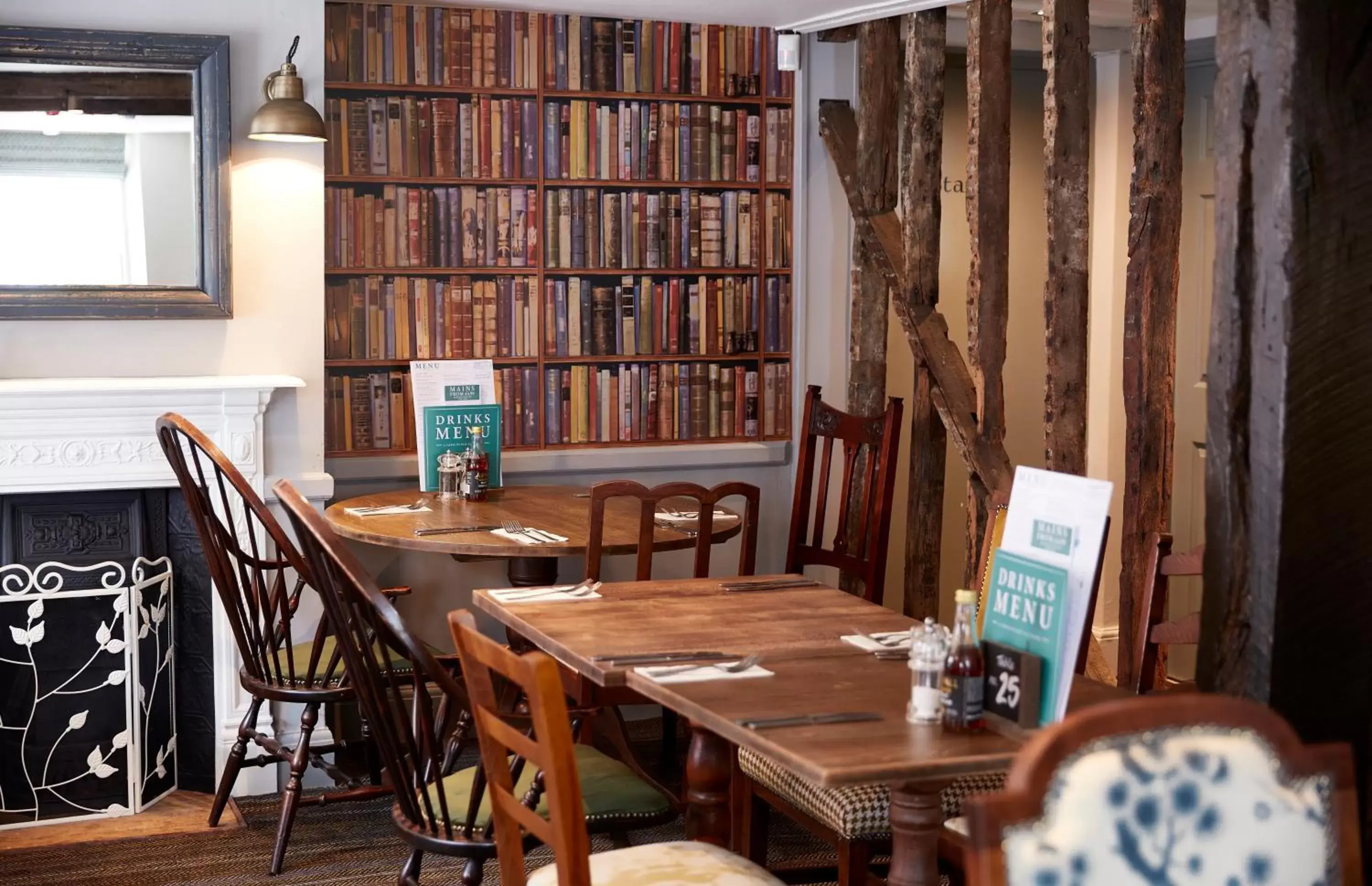 Restaurant/places to eat, Library in Swan Hotel by Greene King Inns