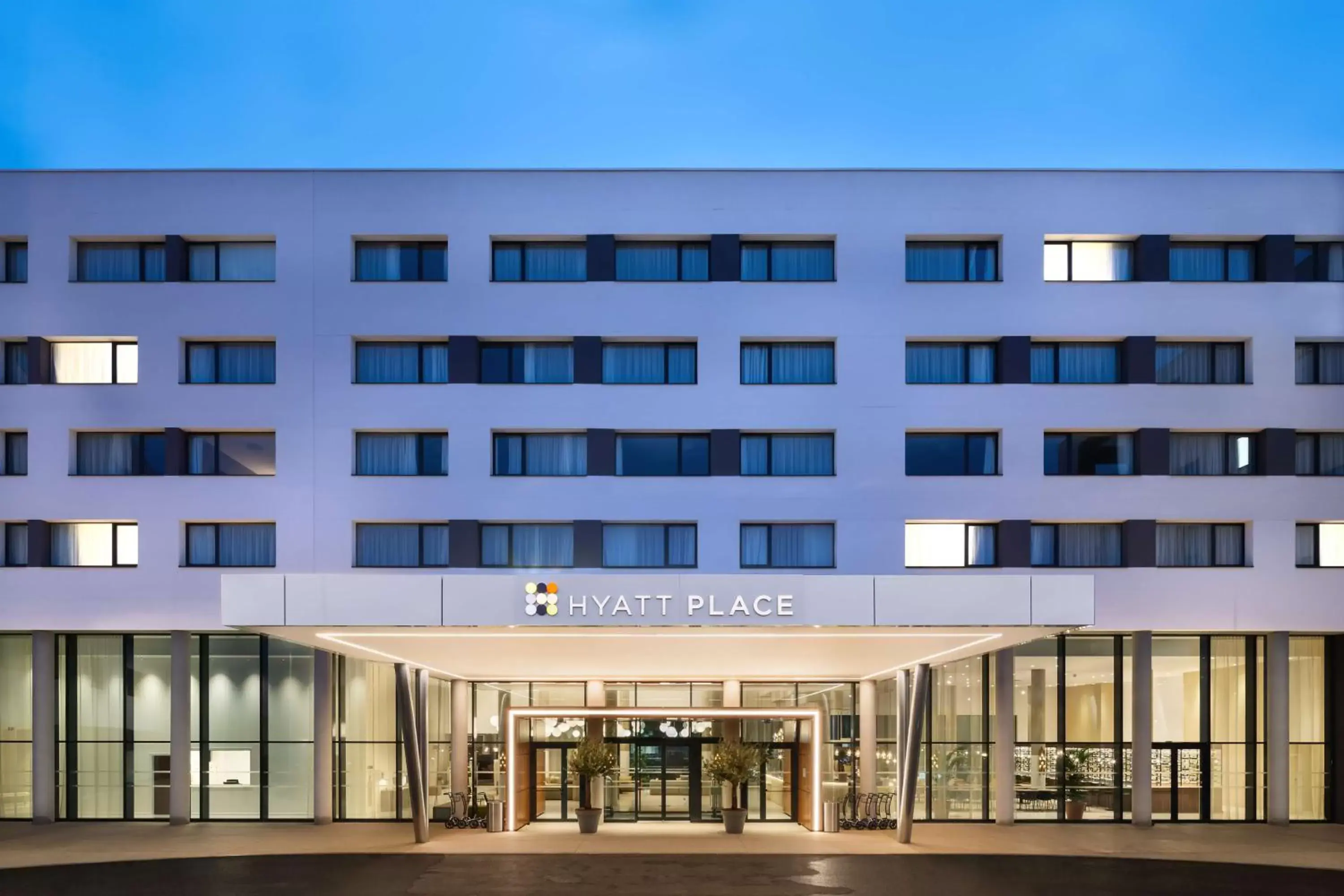 Property Building in Hyatt Place Paris Charles de Gaulle Airport