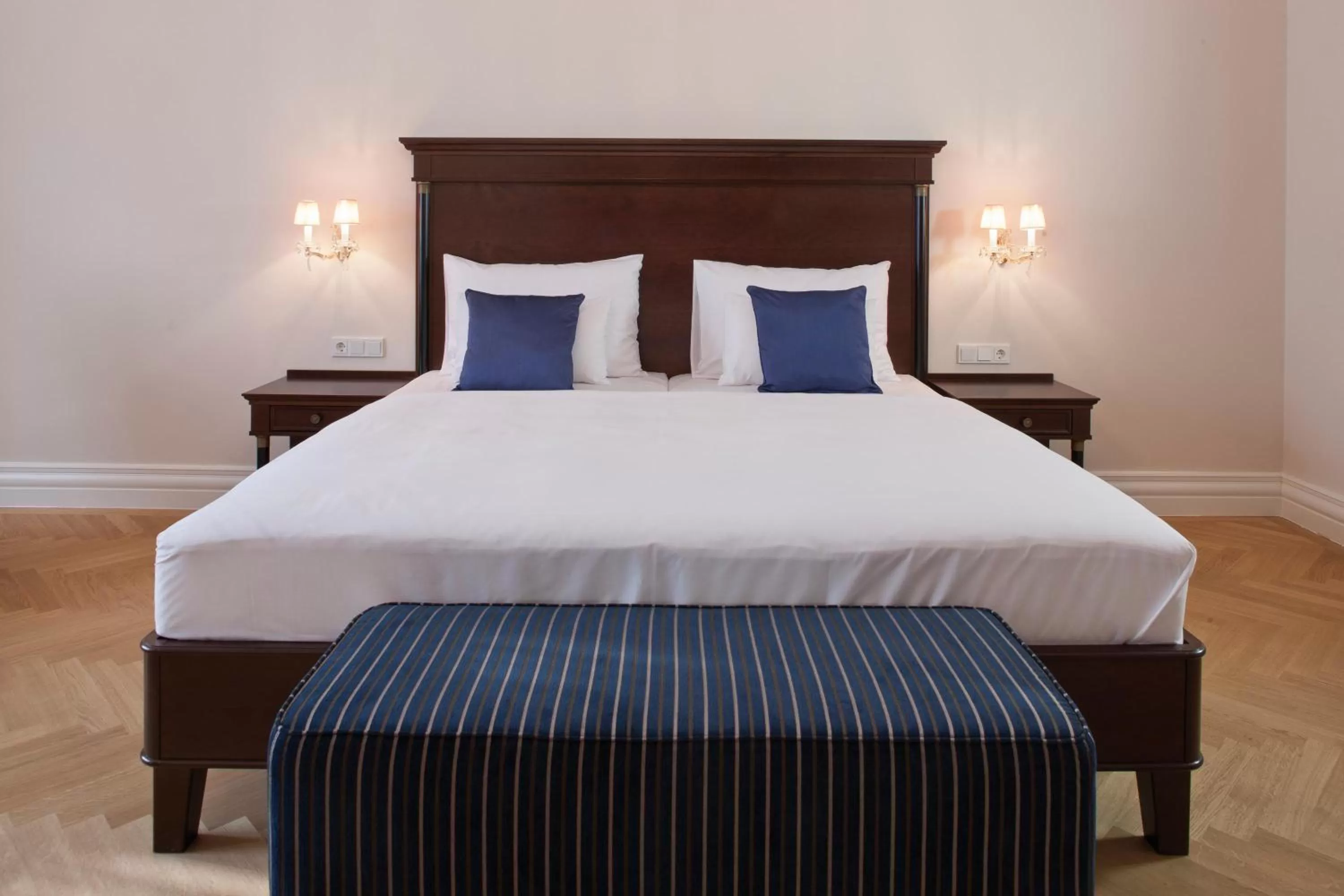 Bed in Austria Trend Parkhotel Schönbrunn Wien