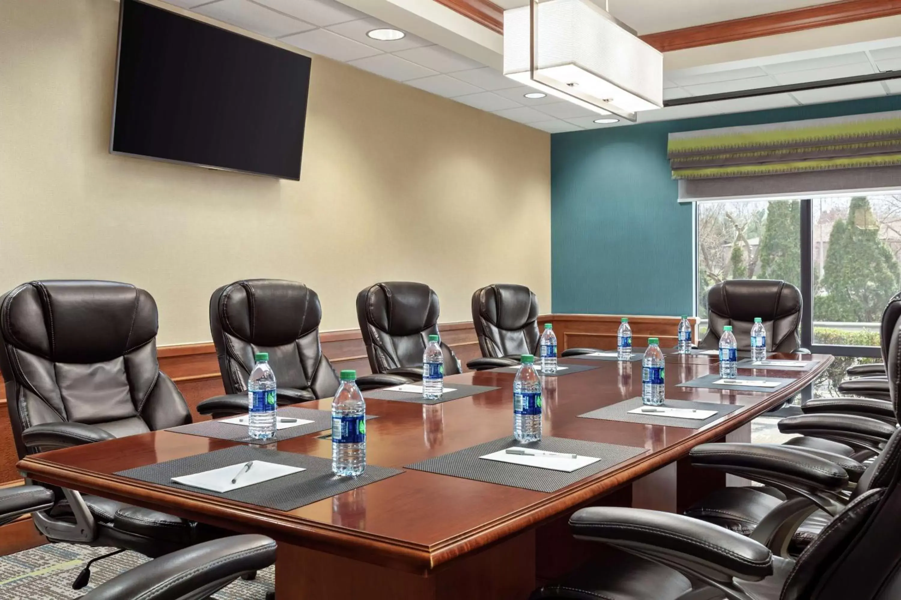 Meeting/conference room in Hampton Inn & Suites Frederick/Fort Detrick