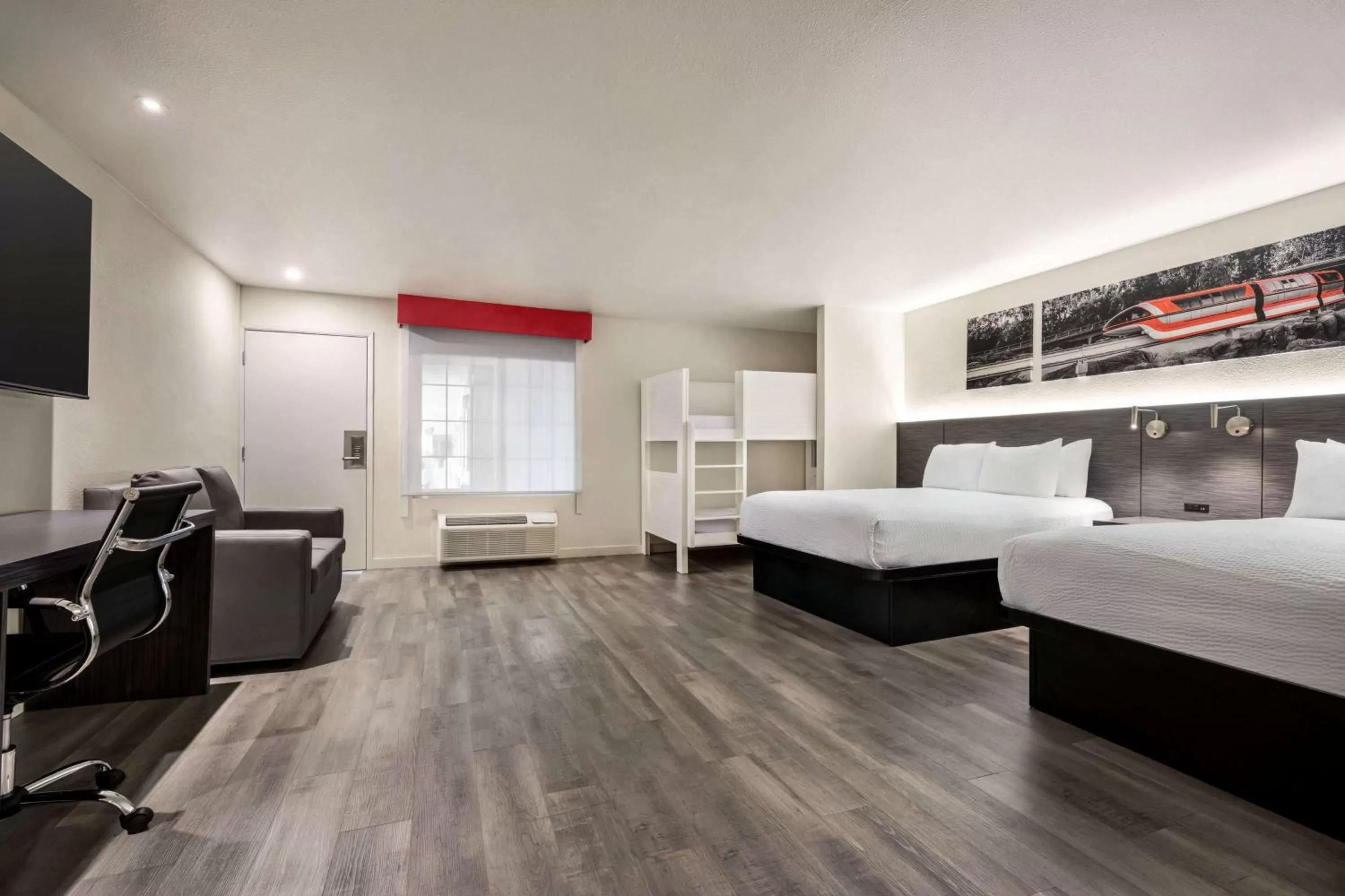 Photo of the whole room, Bed in Ramada by Wyndham Anaheim Convention Center