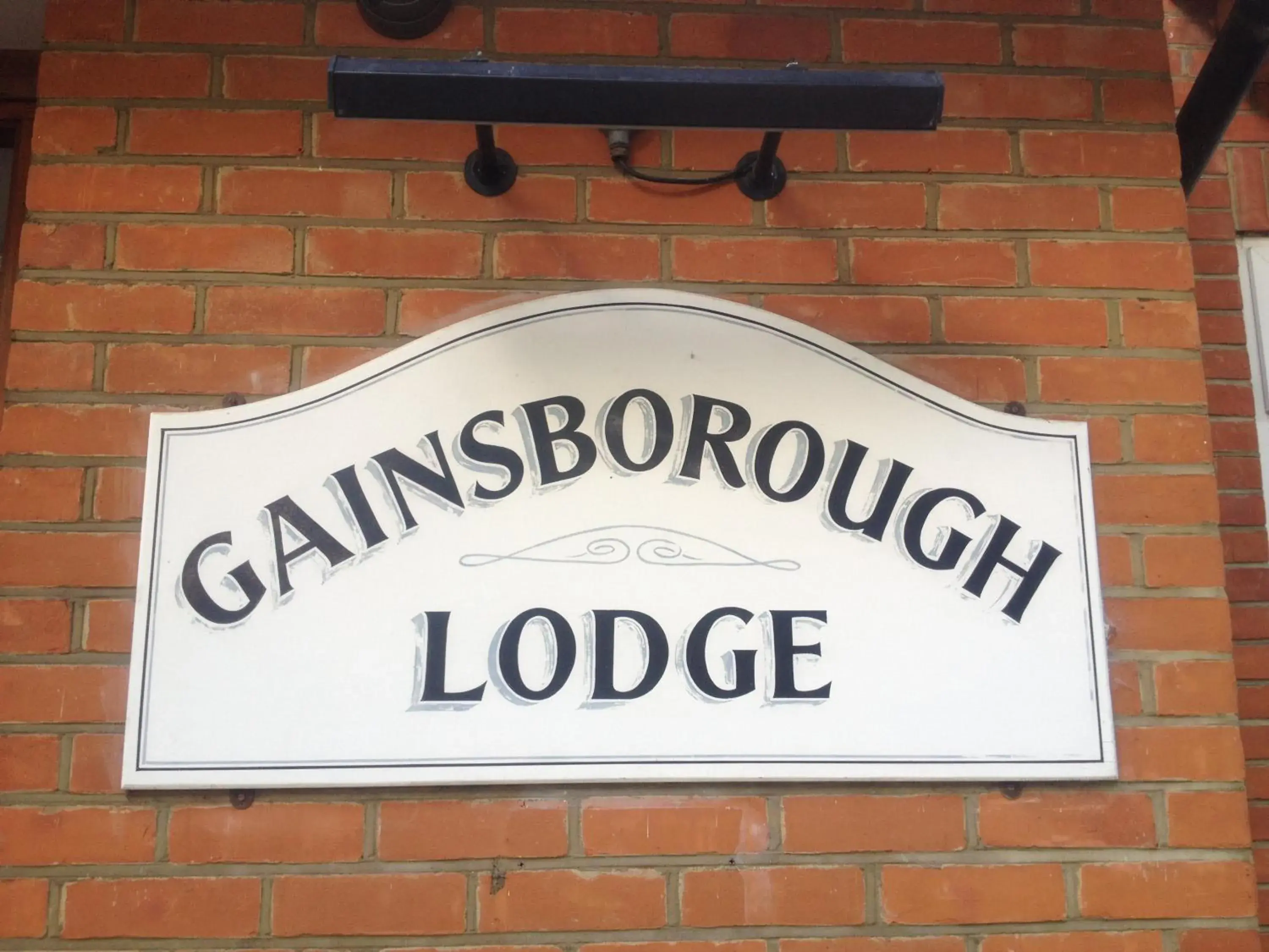 Logo/Certificate/Sign in Gainsborough Lodge