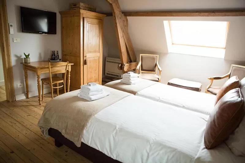 Photo of the whole room, Bed in B&B Pastorie van Merkem