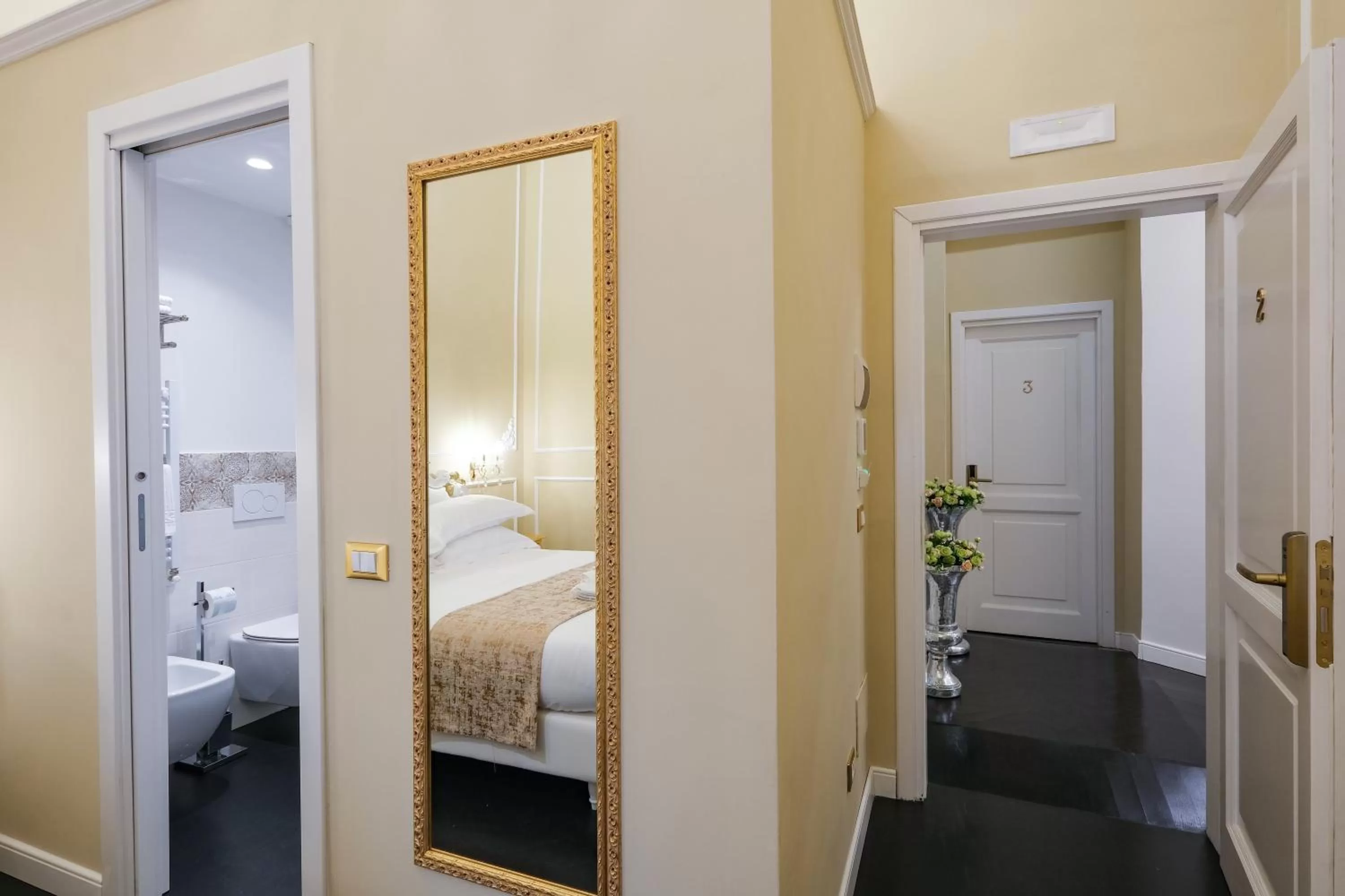 Bedroom, Bed in B&B Kingsman