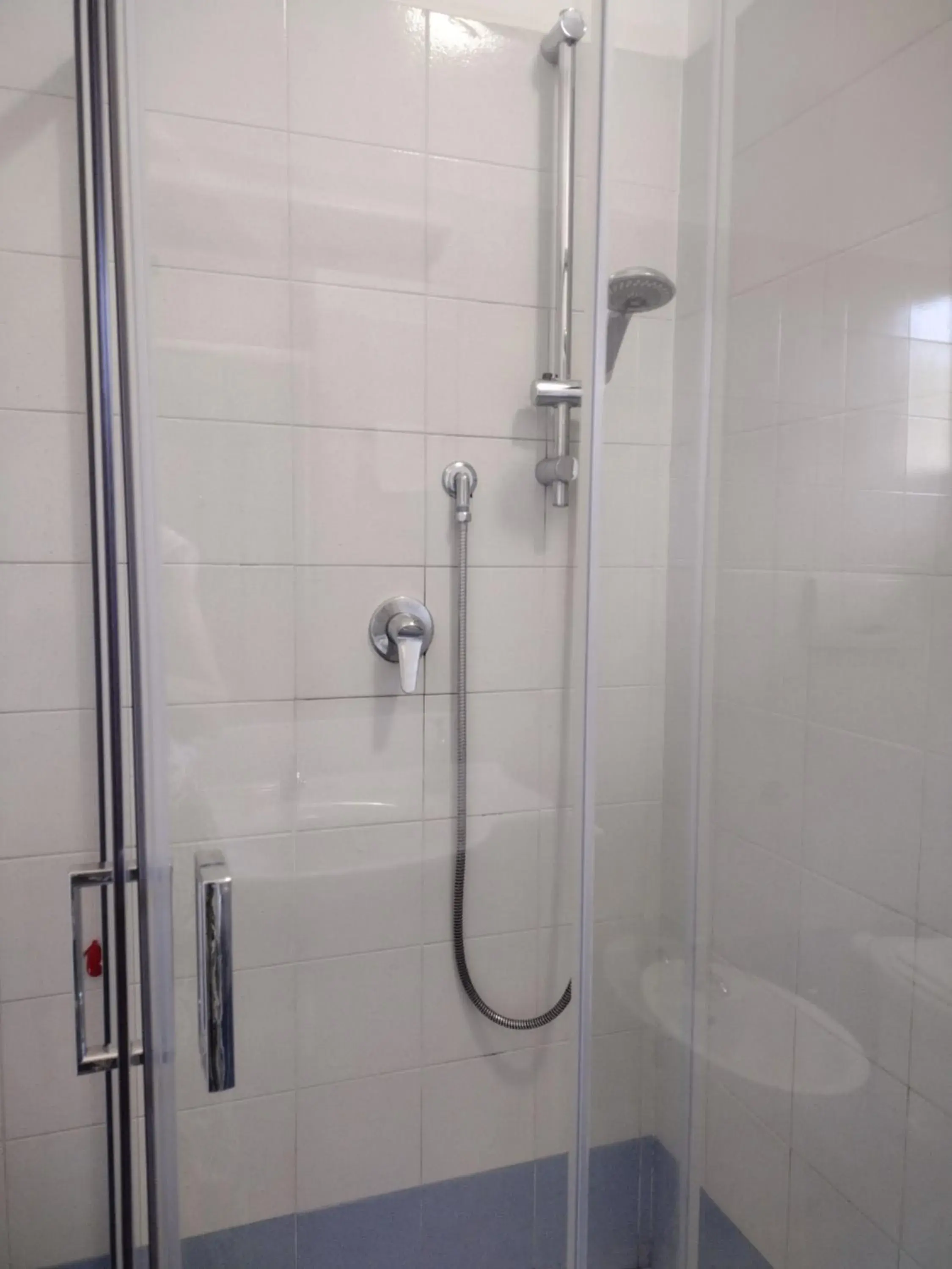 Shower, Bathroom in Albergo Guido Reni