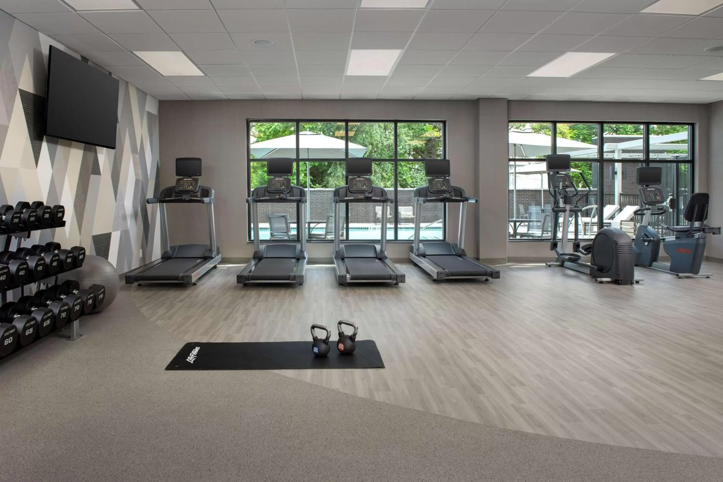 Fitness centre/facilities, Fitness Center/Facilities in Homewood Suites By Hilton Louisville Airport