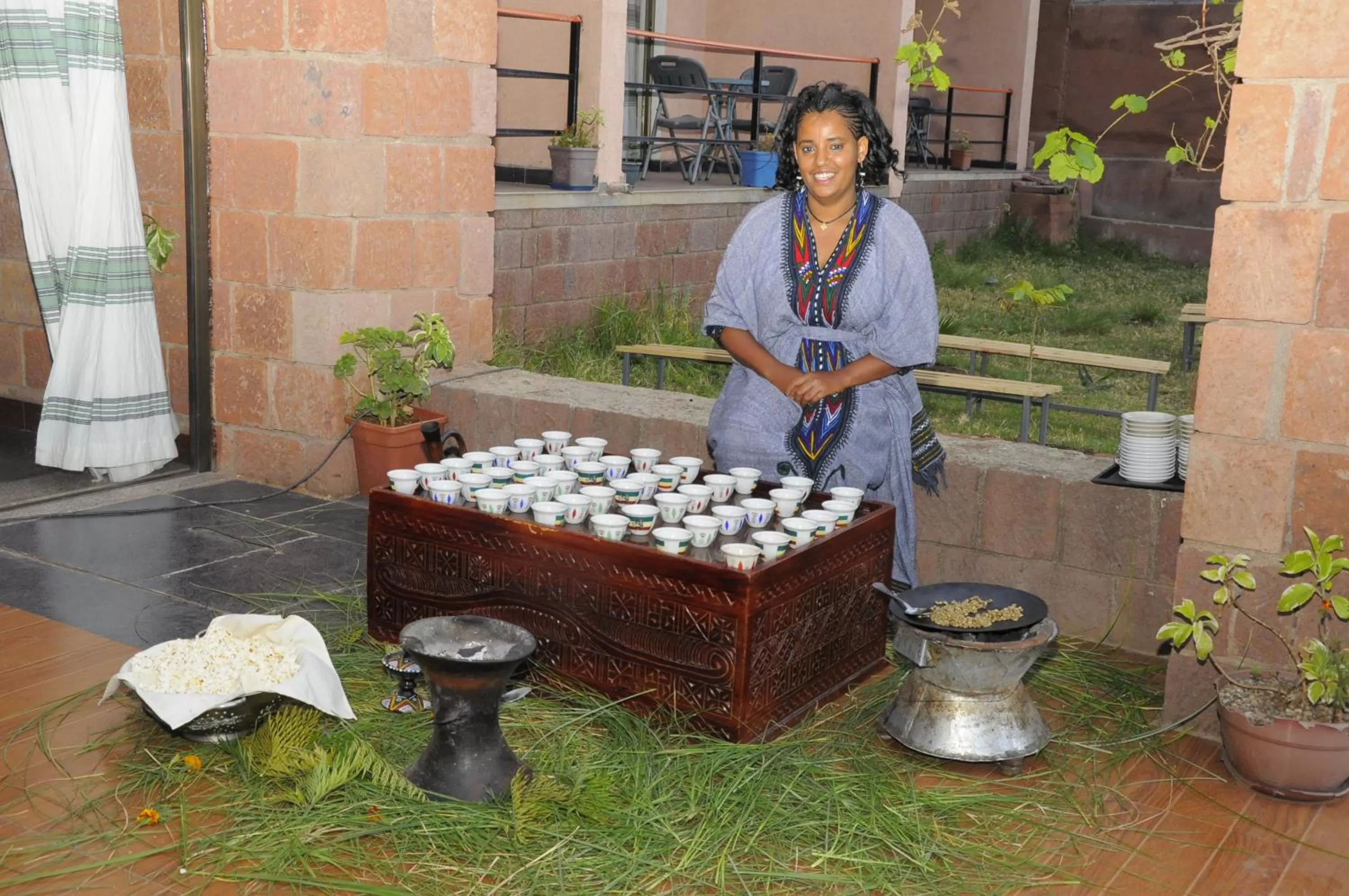 Coffee/tea facilities in Panoramic View Hotel