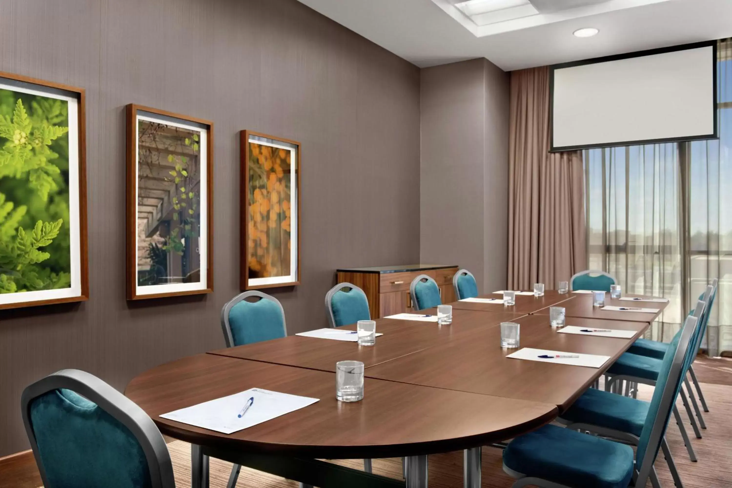Meeting/conference room in Hilton Garden Inn Toronto/Brampton West, Ontario, Canada