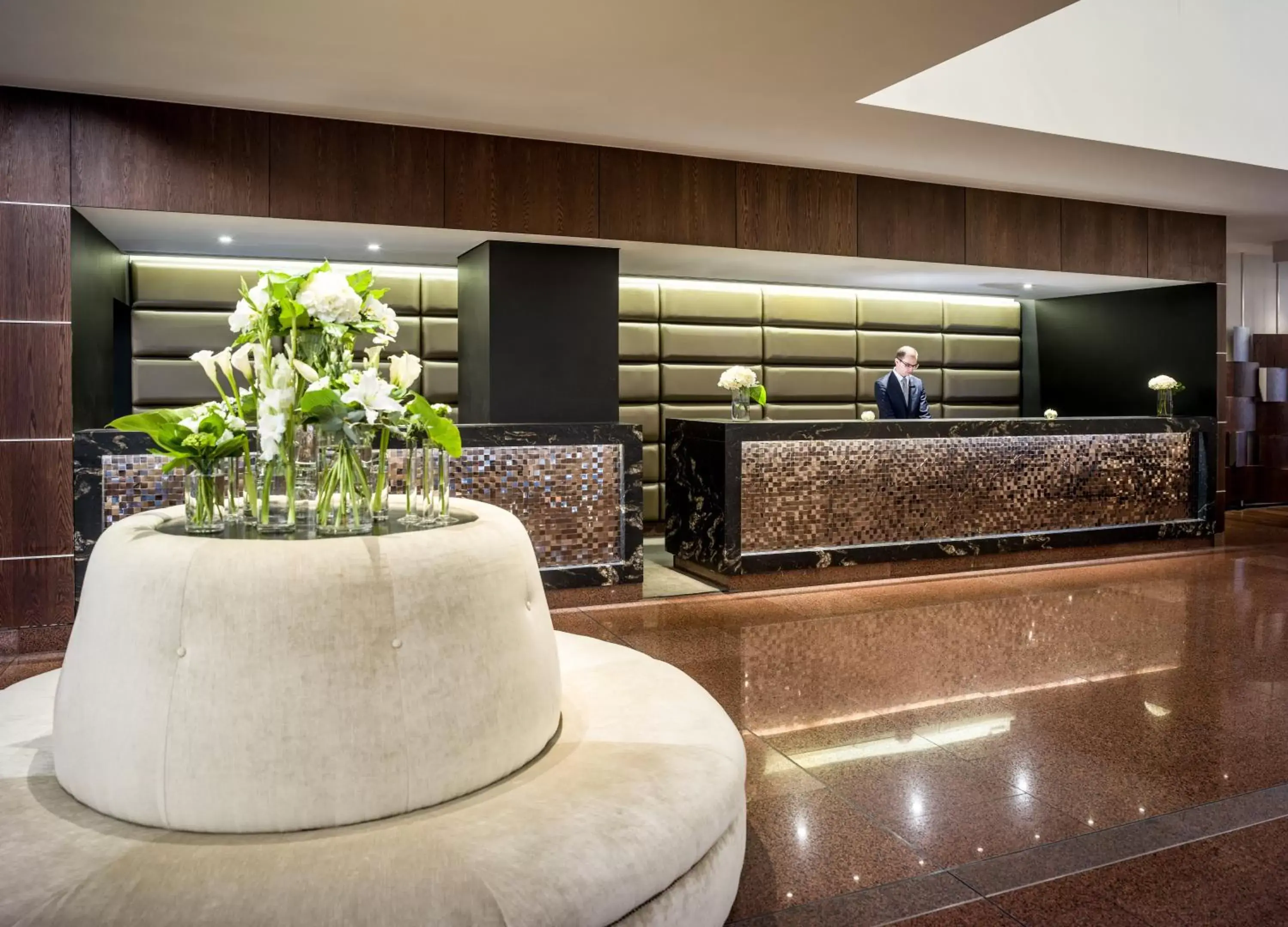 Property building, Lobby/Reception in InterContinental Wellington, an IHG Hotel