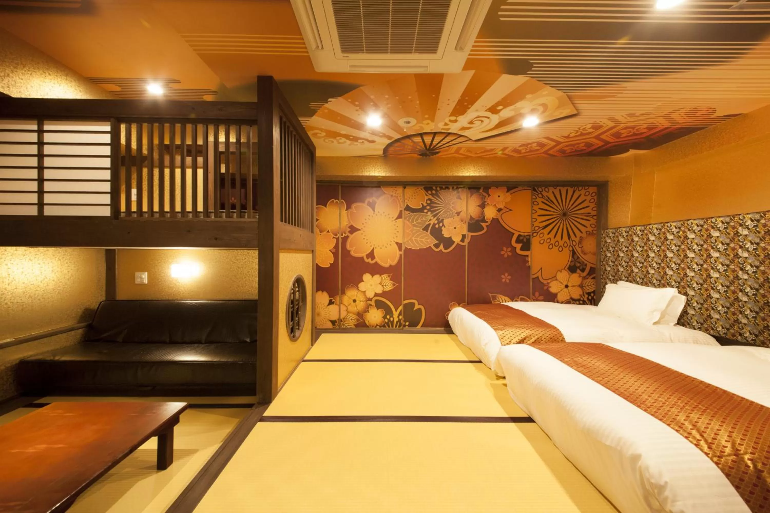 Photo of the whole room, Bed in Centurion Hotel Ueno