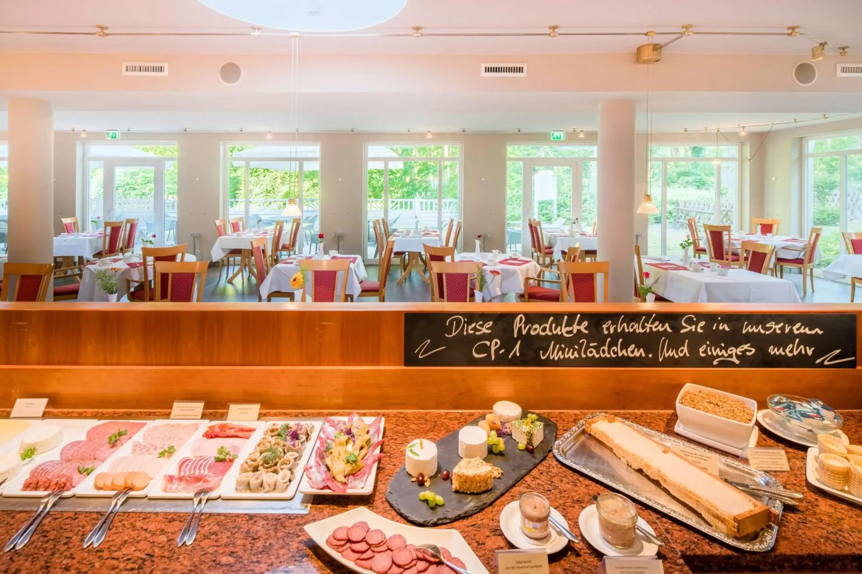 Restaurant/Places to Eat in Best Western Plus Ostseehotel Waldschloesschen