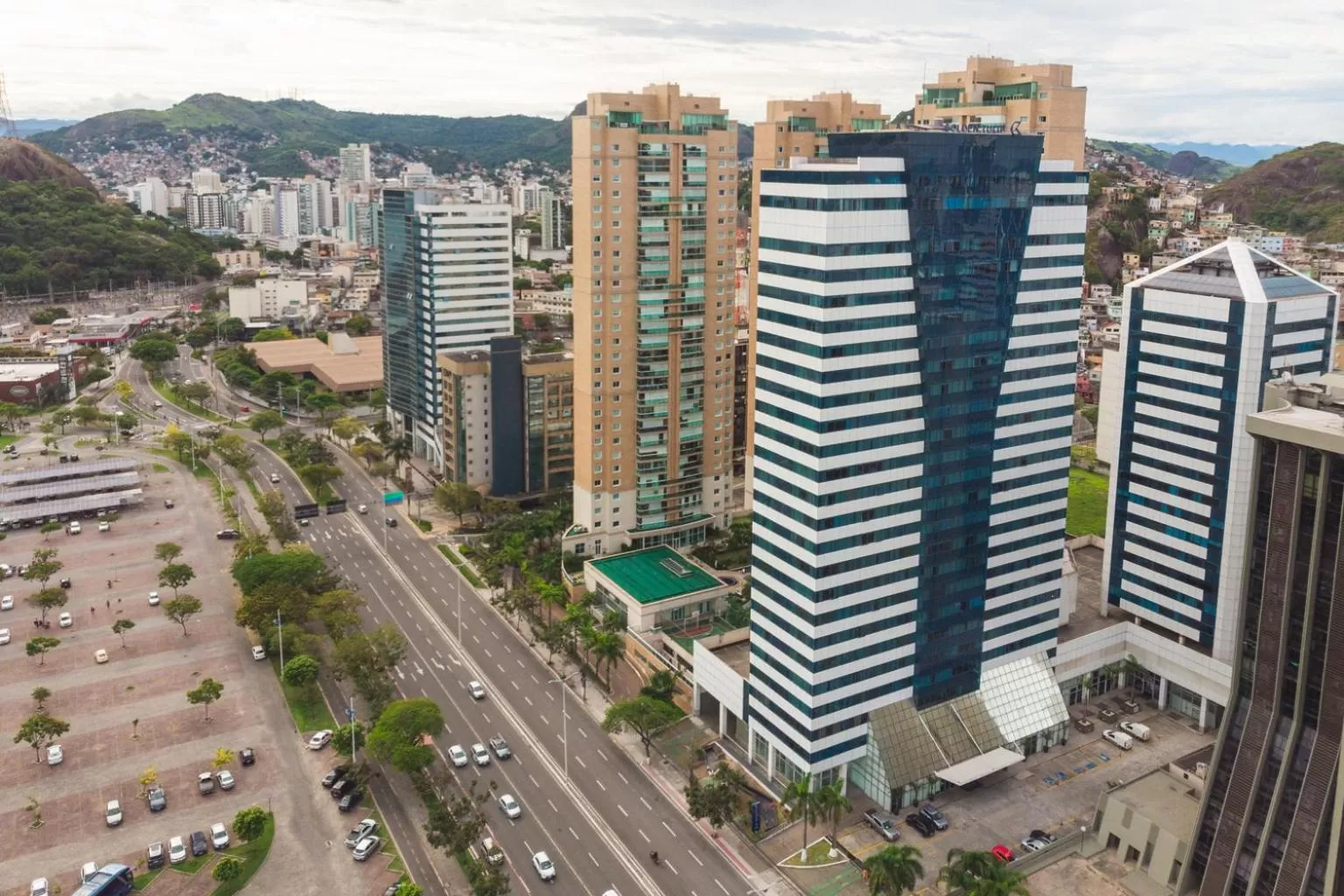 City view in Golden Tulip Porto Vitória