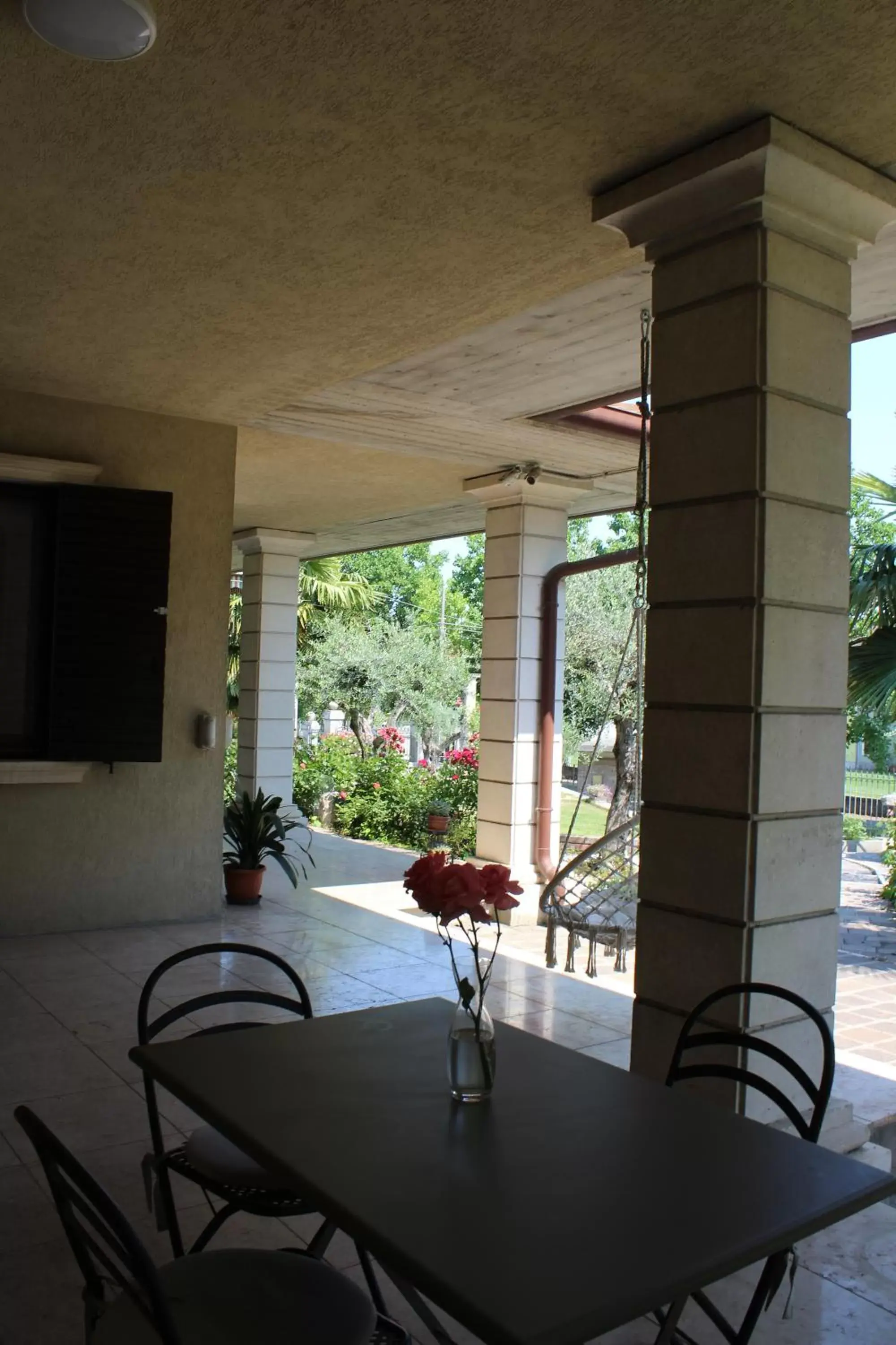 Dining area in B&B Villa Verona Bike