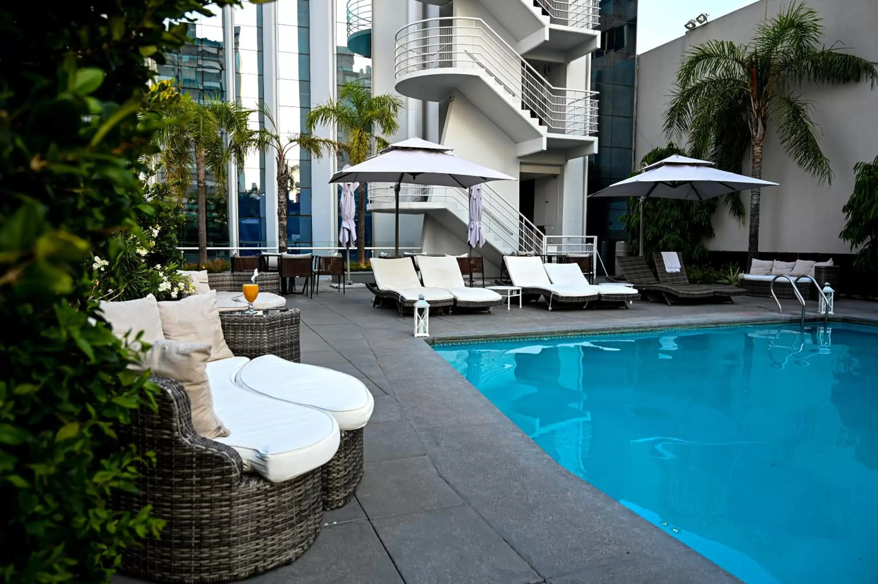 Swimming Pool in Holiday Inn Rosario, an IHG Hotel